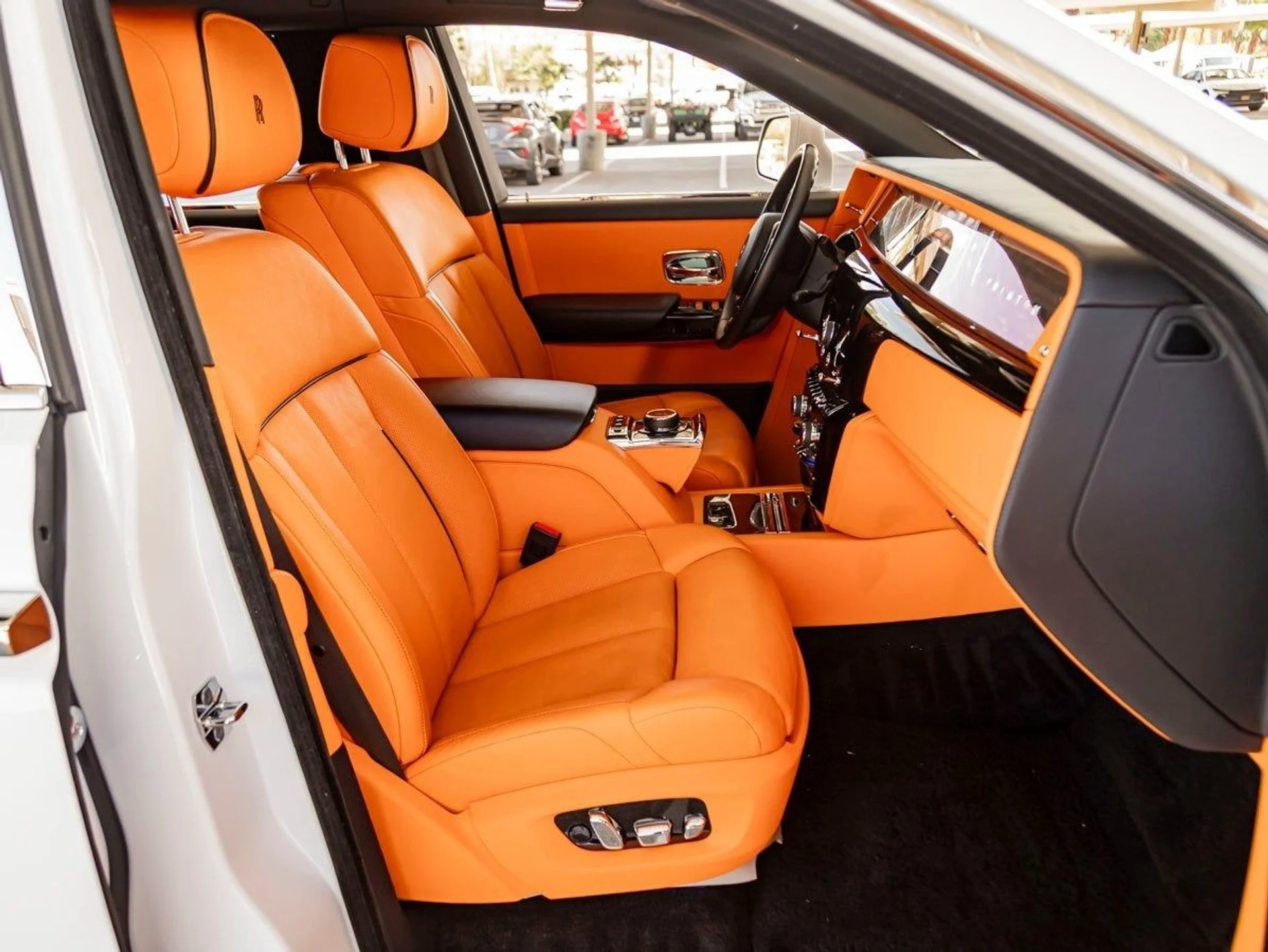 mph036_478686178_37_27686f9926