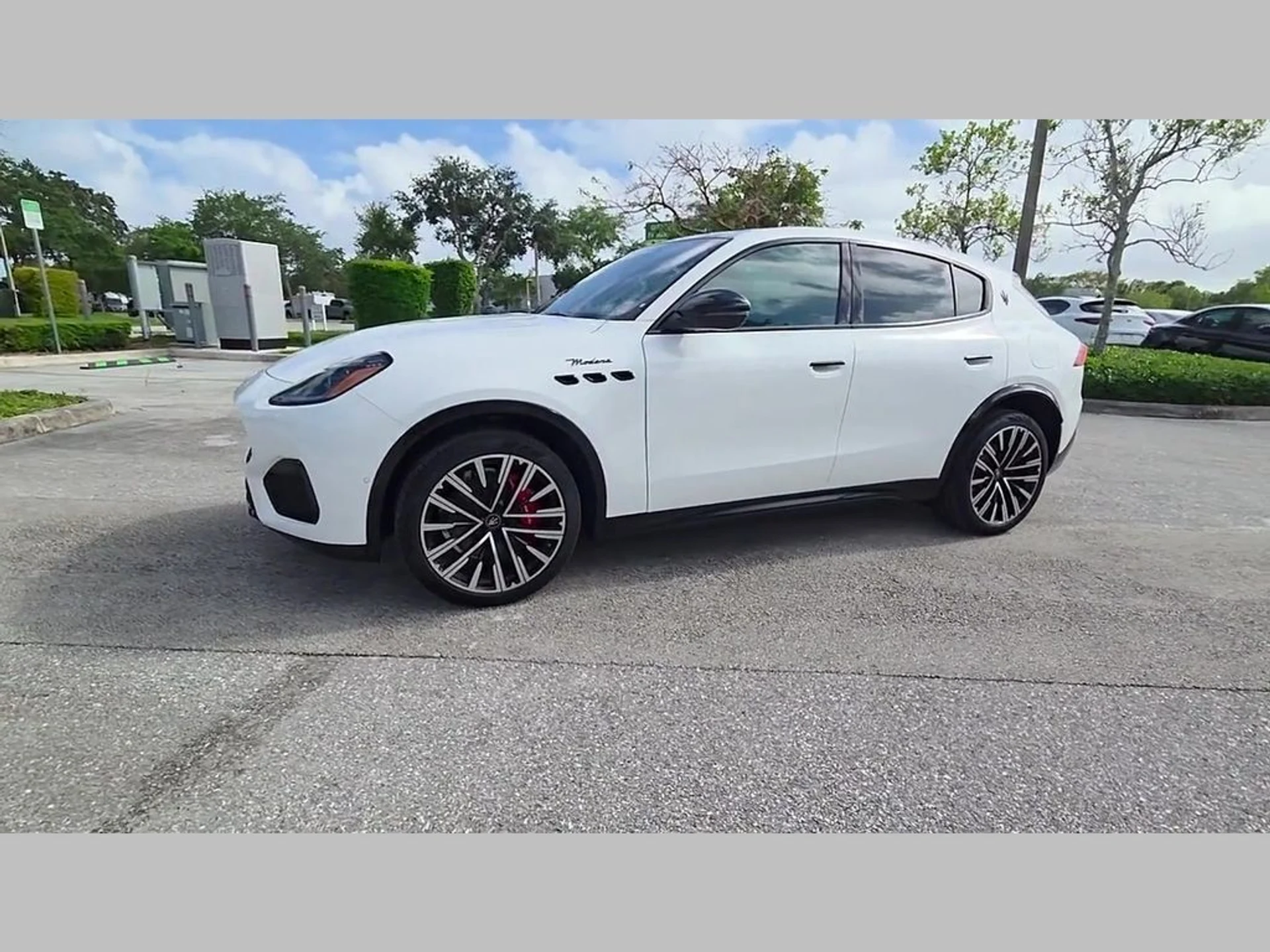 mph036_497822973_027612b045d27229d828649c60f3f3e5_6301885129