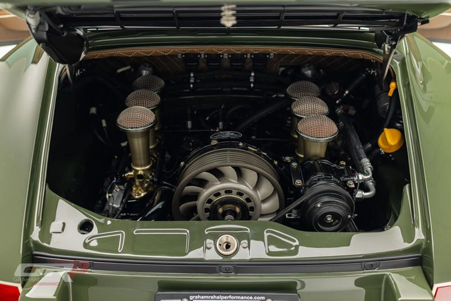 mph036_502993295_A2_D6_E564_F0_DB_46_D2_9_CC_3_9_B906_C3_A76_B7_8d8a93d07f