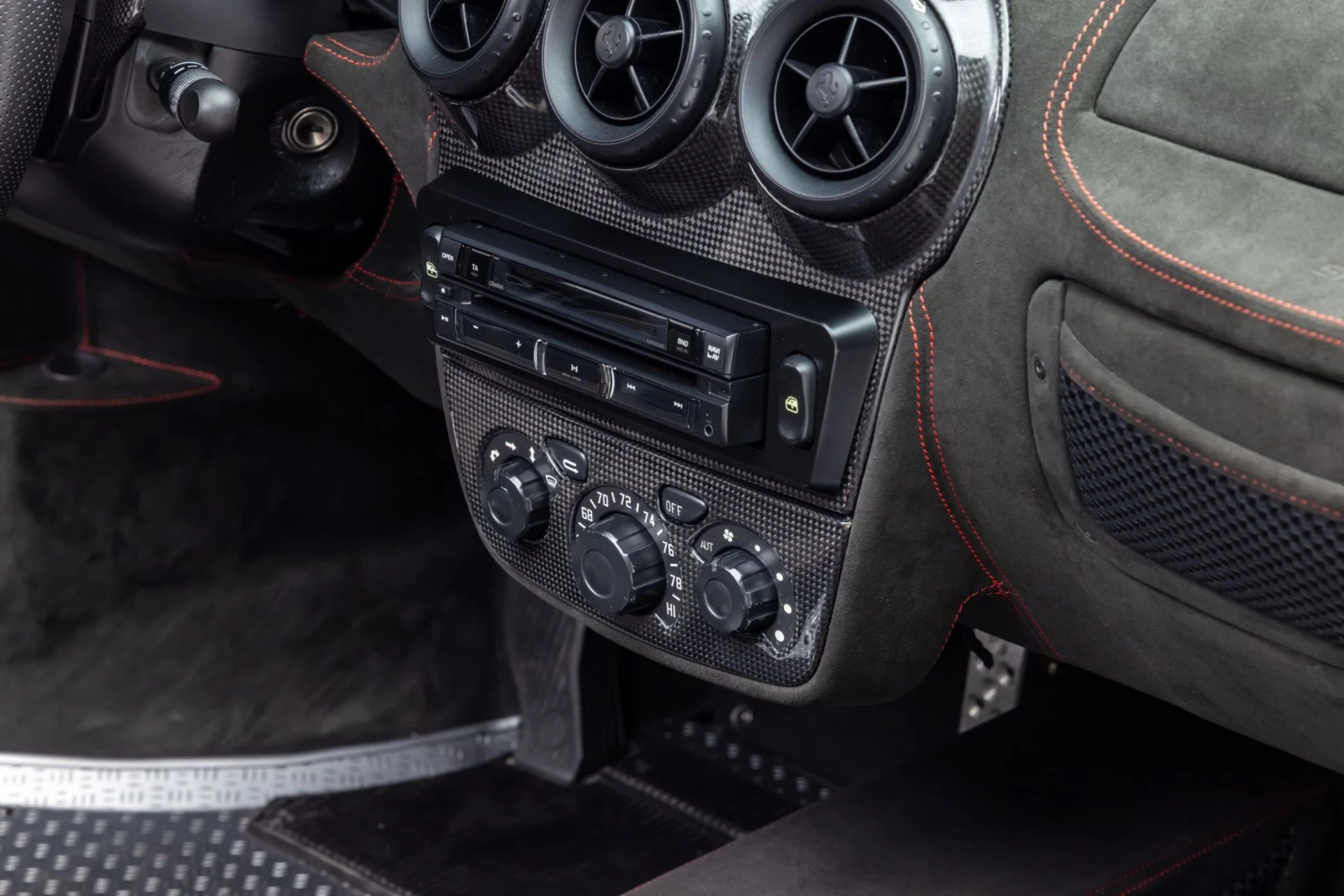 mph036_503352604_13488_p37_l_7bbb0136d6