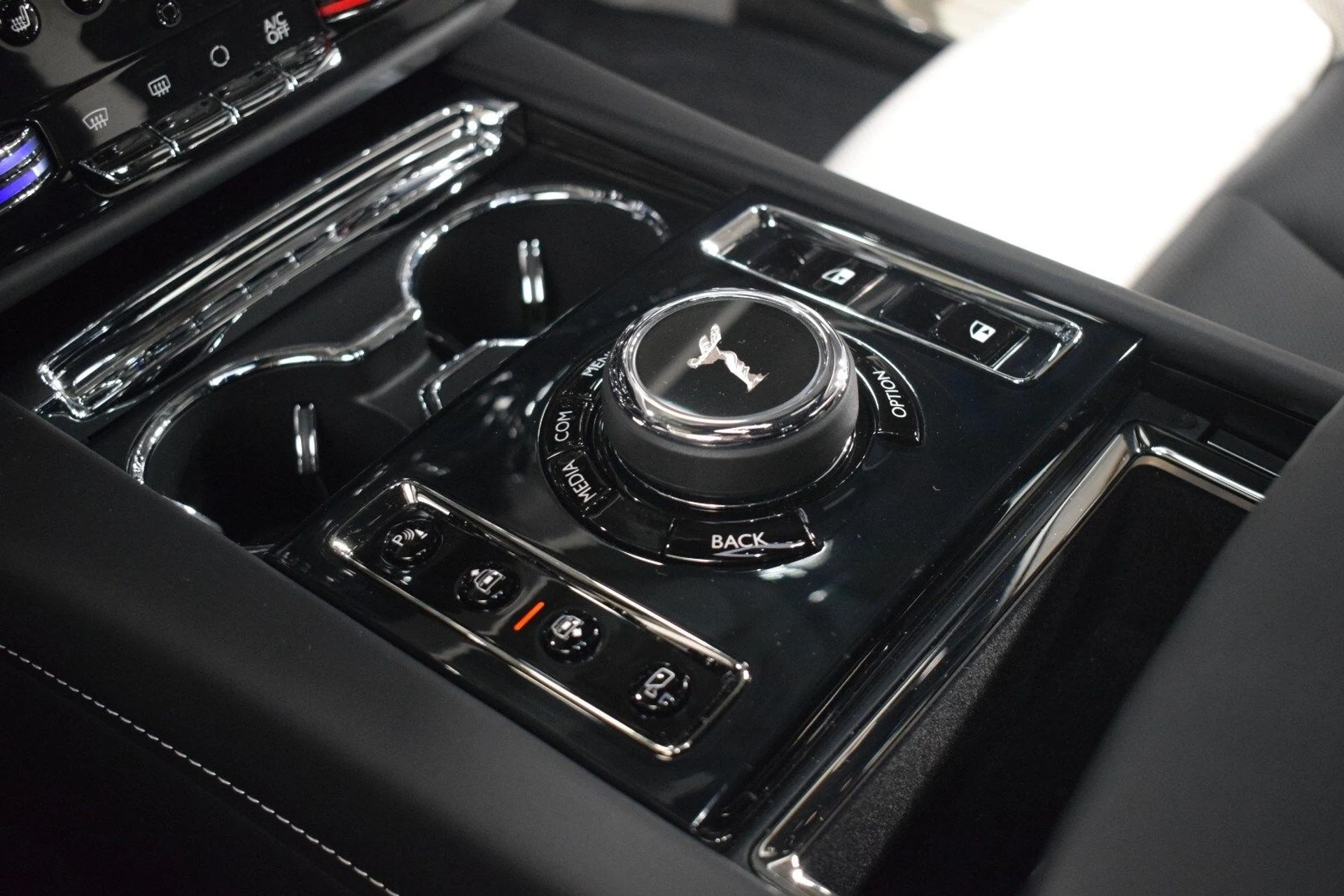 mph036_507367378_ab2fa97169ab5cabebe841c4a45a6bfbx_c7a3beeee8