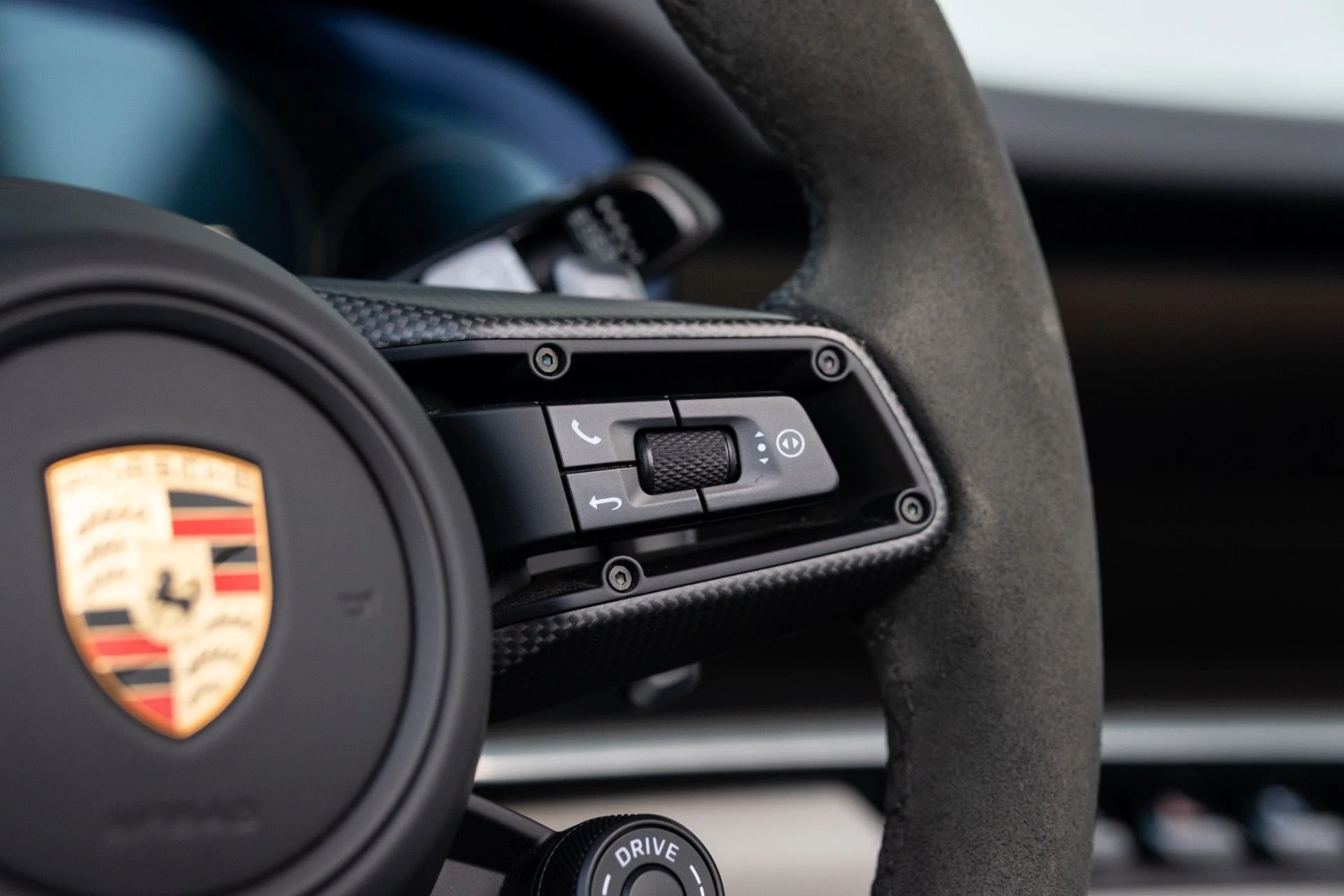 mph036_513191783_Used_2025_Porsche_911_Cabriolet_Turbo_S_1769622703_8639a3eb83