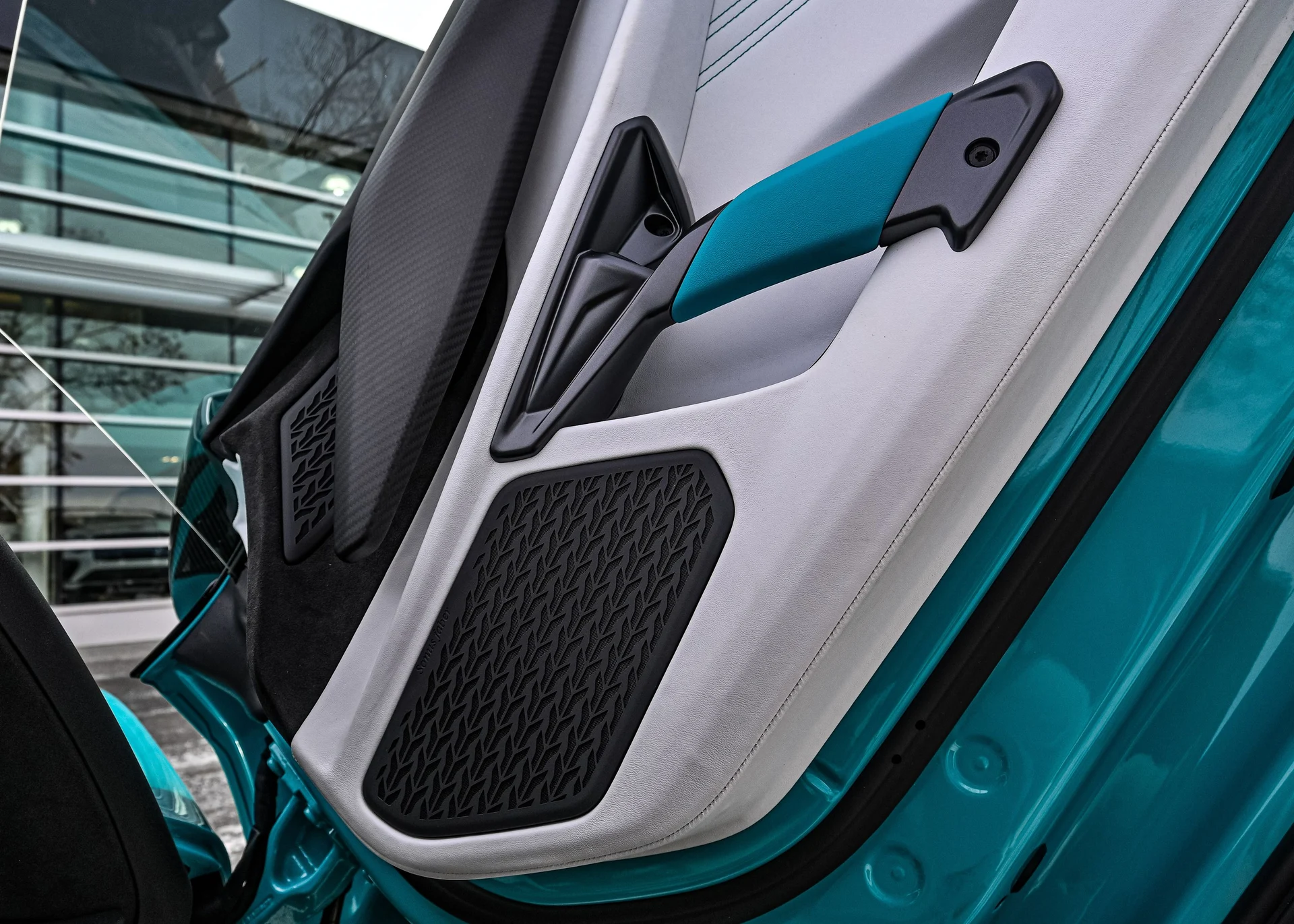 mph036_527188991_e340dc2a_a4f0_4bd1_9322_502673b2a891_62dd7404c2