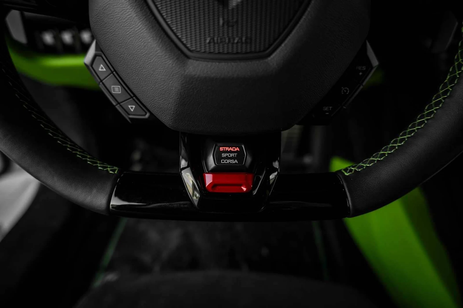 mph036_546419629_b83f982a7b52fedda1db81cb4dbd6cdax_6a68662681