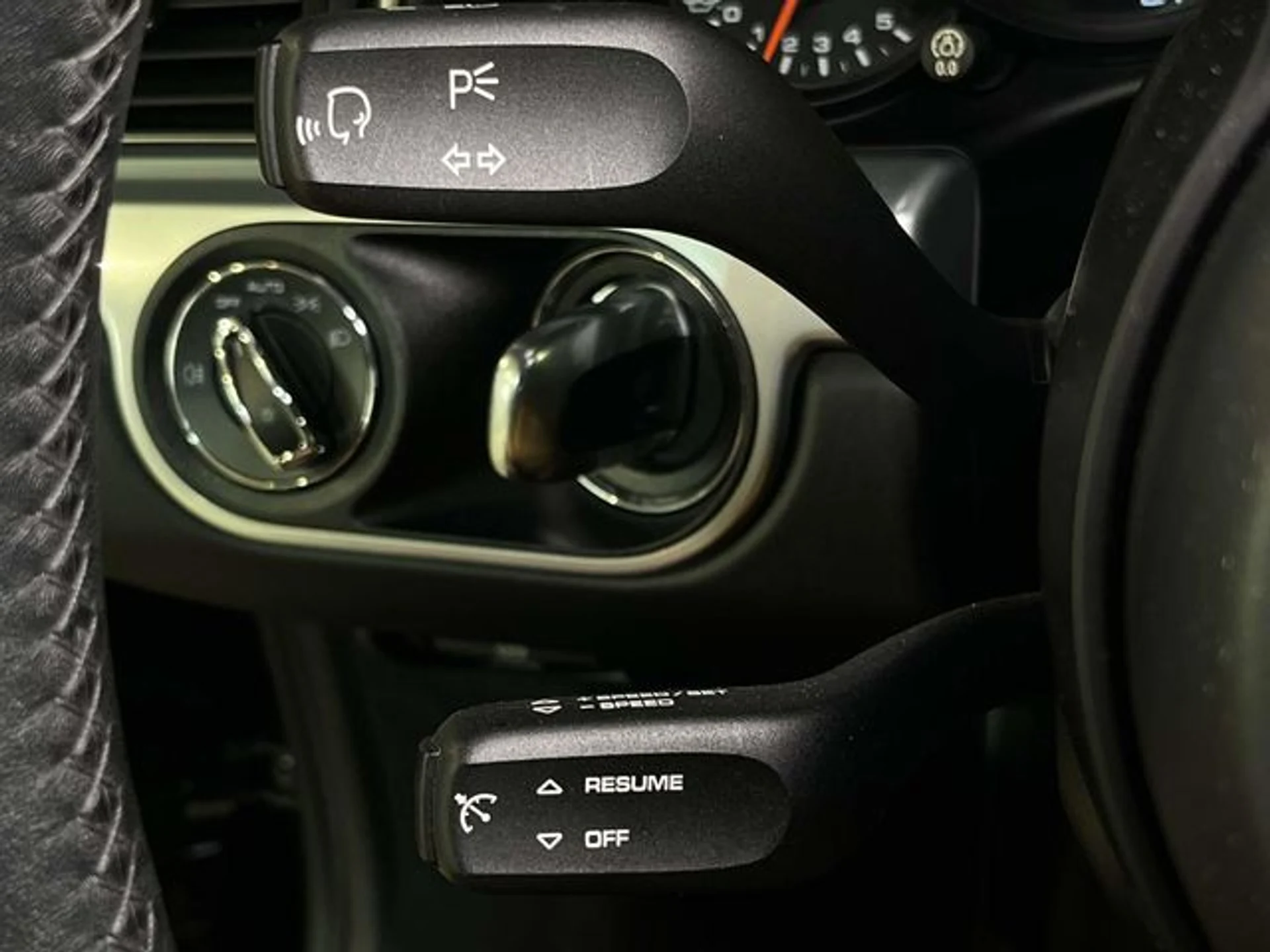 mph036_547665741_39216e6cab1234de71261bddb52fd43fx_4a43f4d212