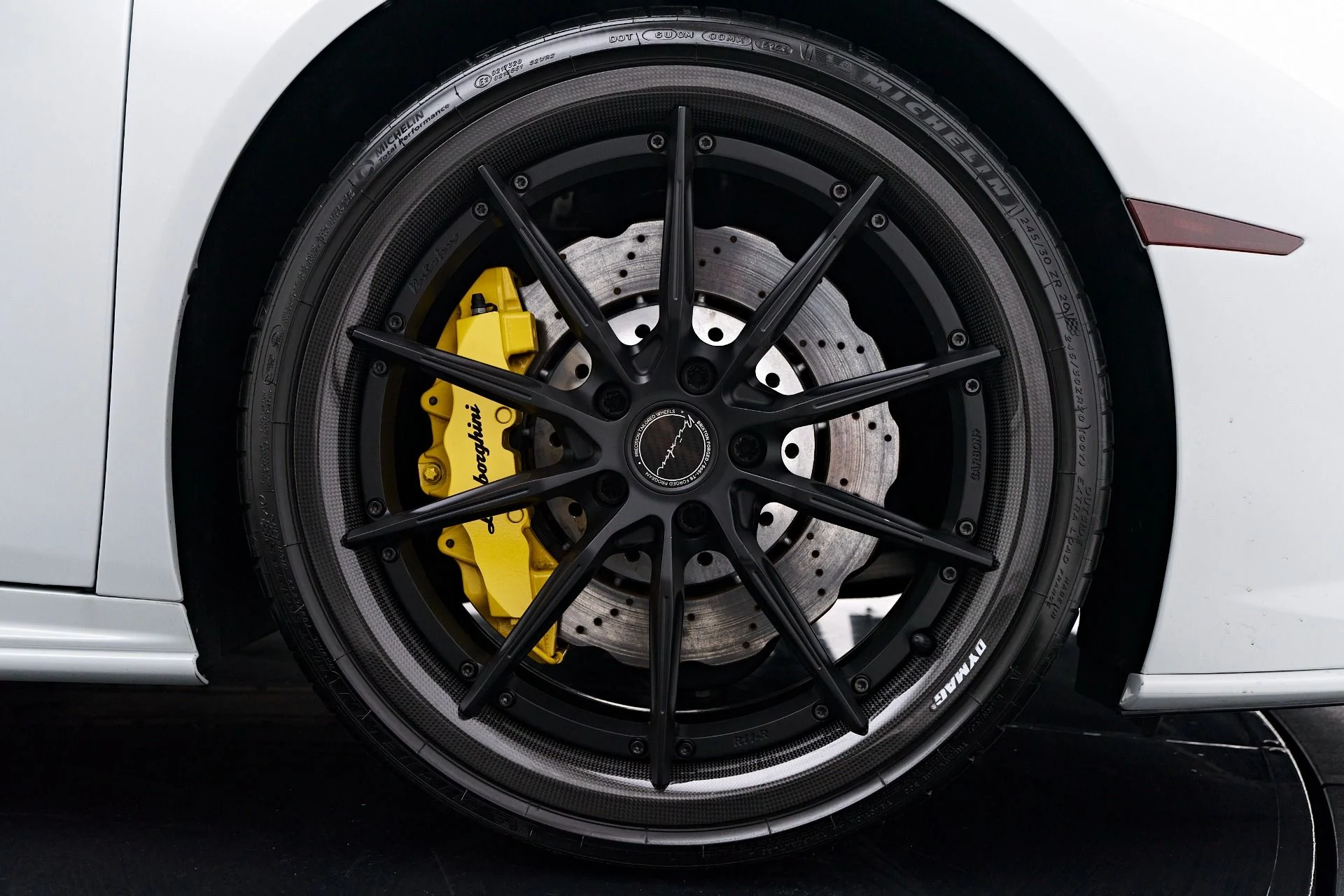 mph036_54968754_Used_2021_Lamborghini_Huracan_EVO_Base_1754524536_5403877bfe