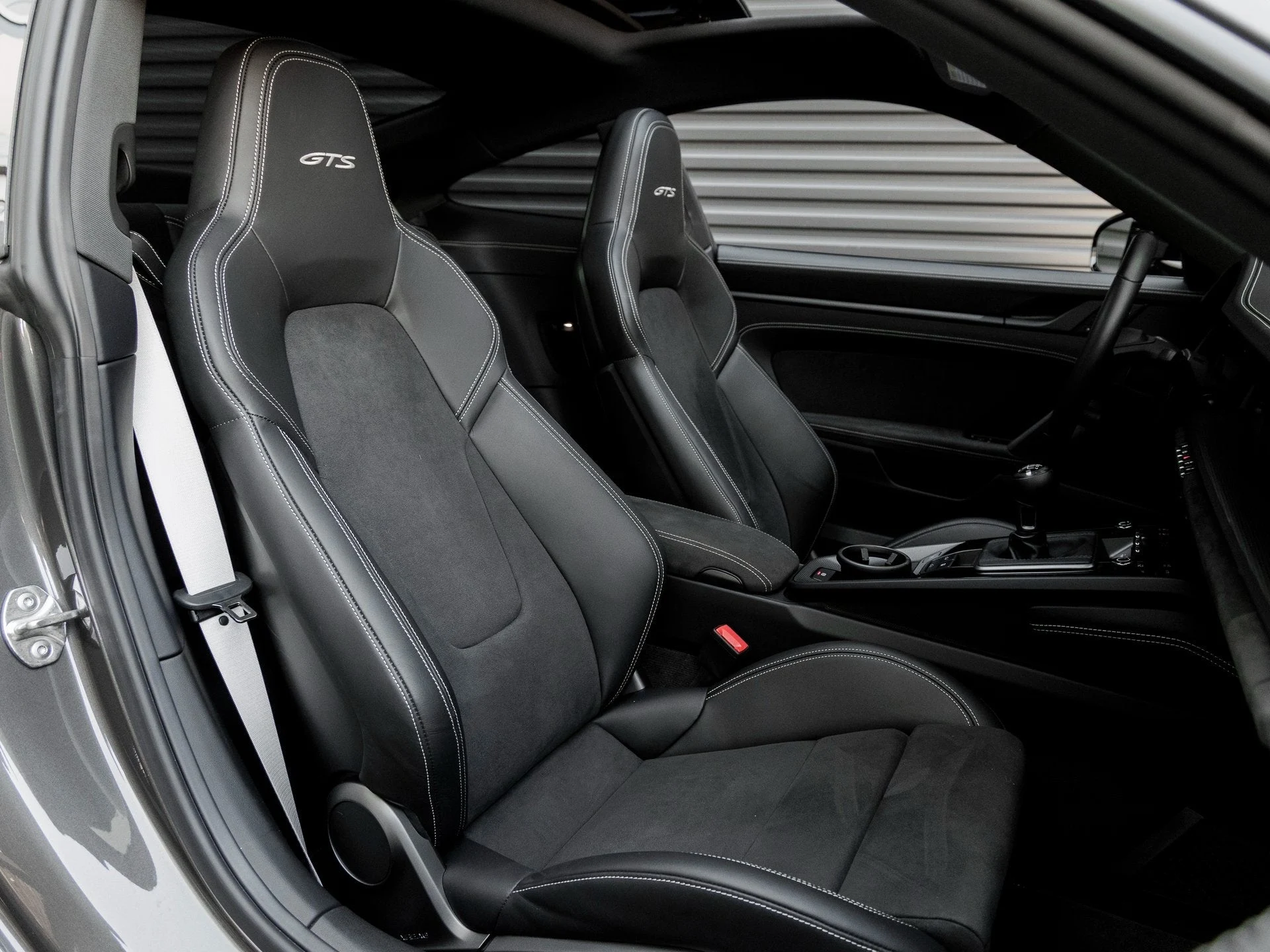 mph036_557694044_37_85effbc81a