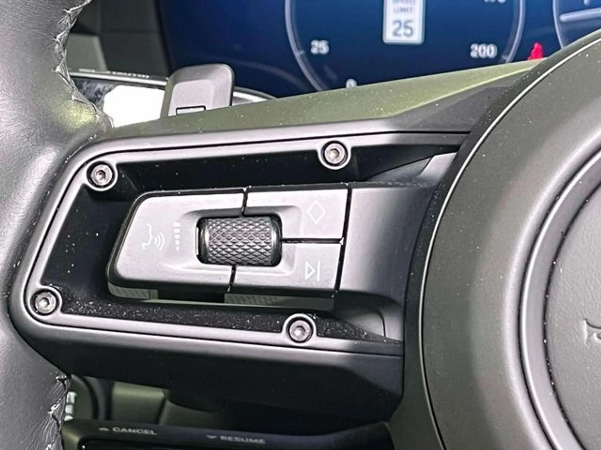 mph036_563017188_0149f7274962cacc65cc19e45bda0742x_fef1366a29