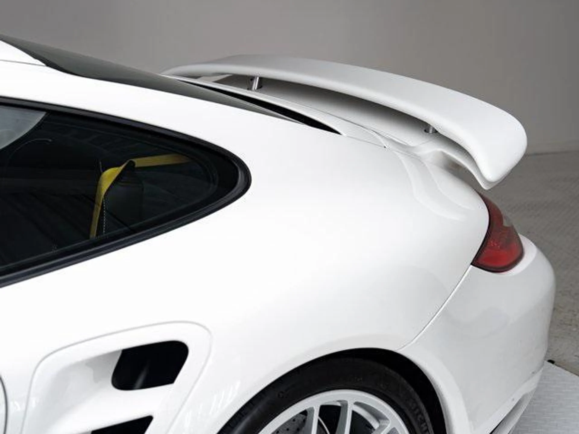 mph036_574659194_H0_c_ES_Odn6_R1_1_5c_C_As2r_Bp_N_Po_6de4ed3ce4