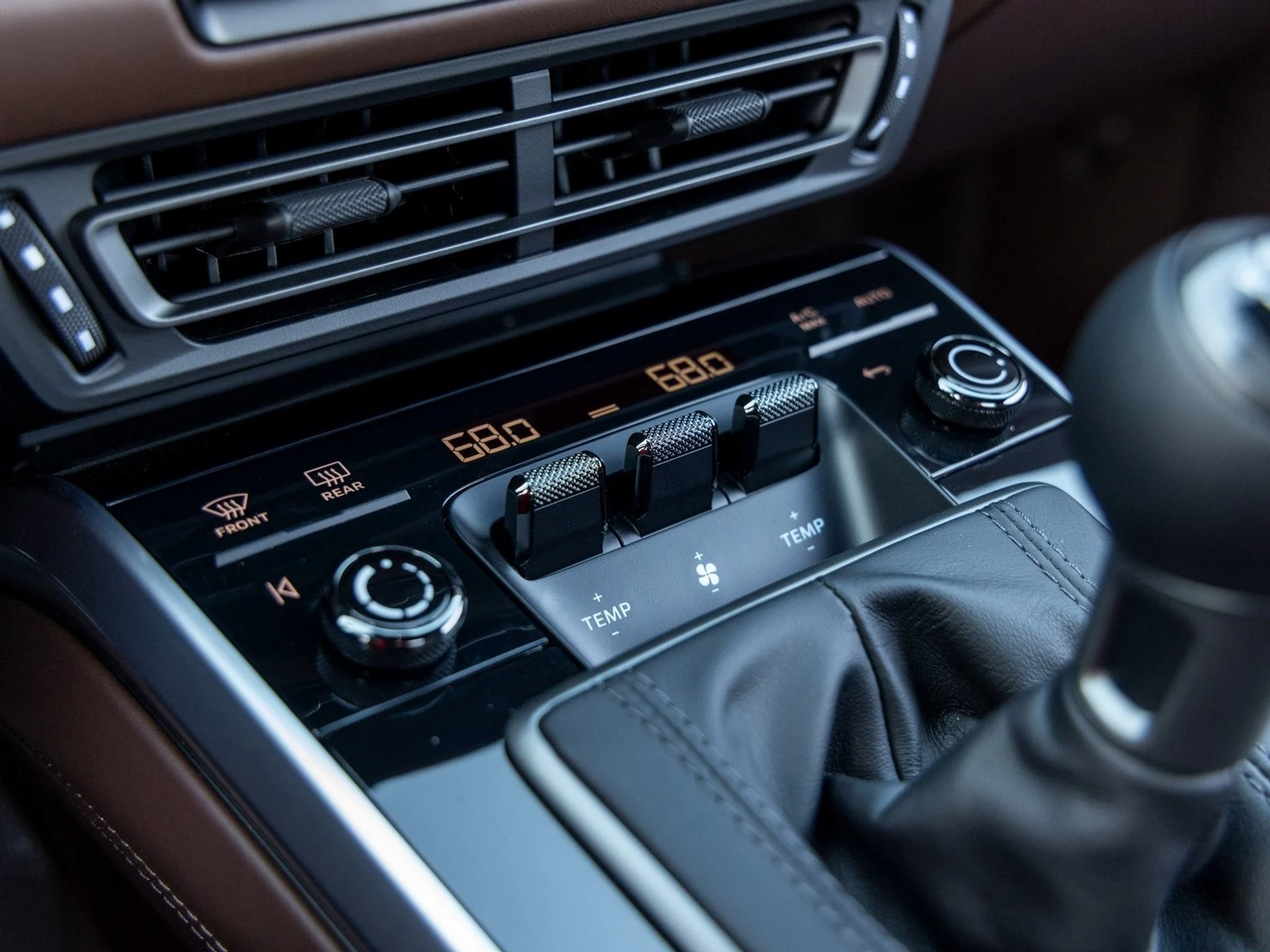 mph036_579792294_37_5a5d7e84dd