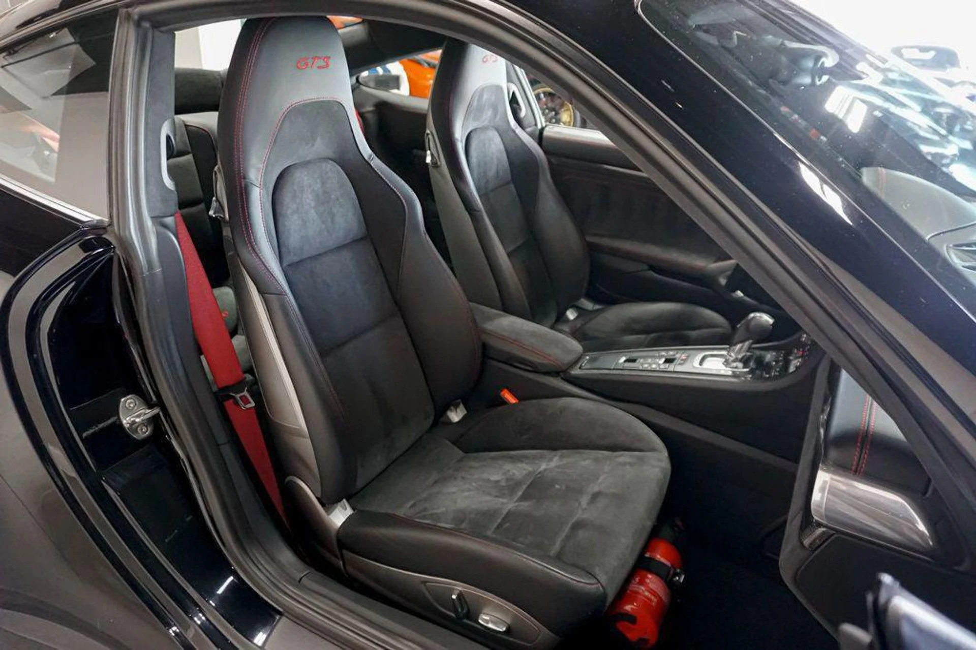 mph036_606845289_Z_Wlq2_U3_Rq6x_Jt_Eb7_K097m5_F_Emdg_dca382e4a3