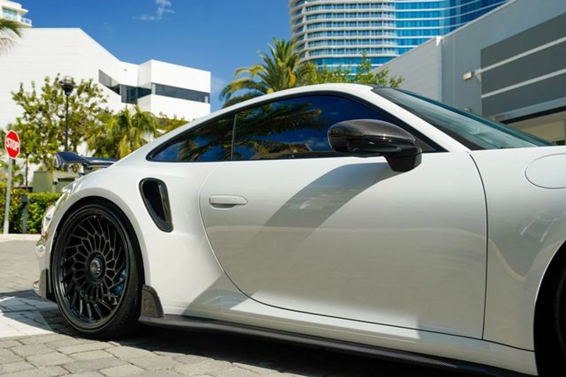 mph036_616930549_23018169_37_1fbeecb062