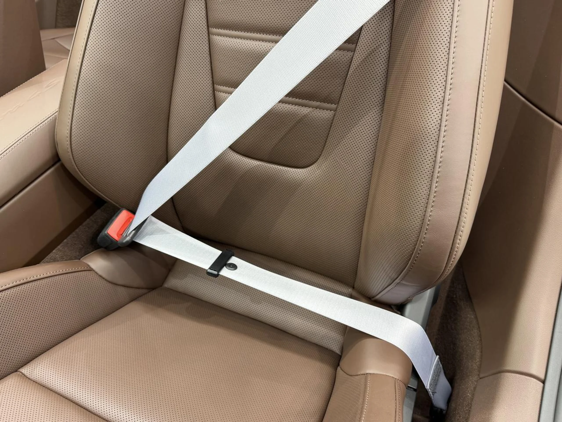 mph036_626666665_b9d5998f4363e7e7c8df2a697558fe96_0464a9f4d0