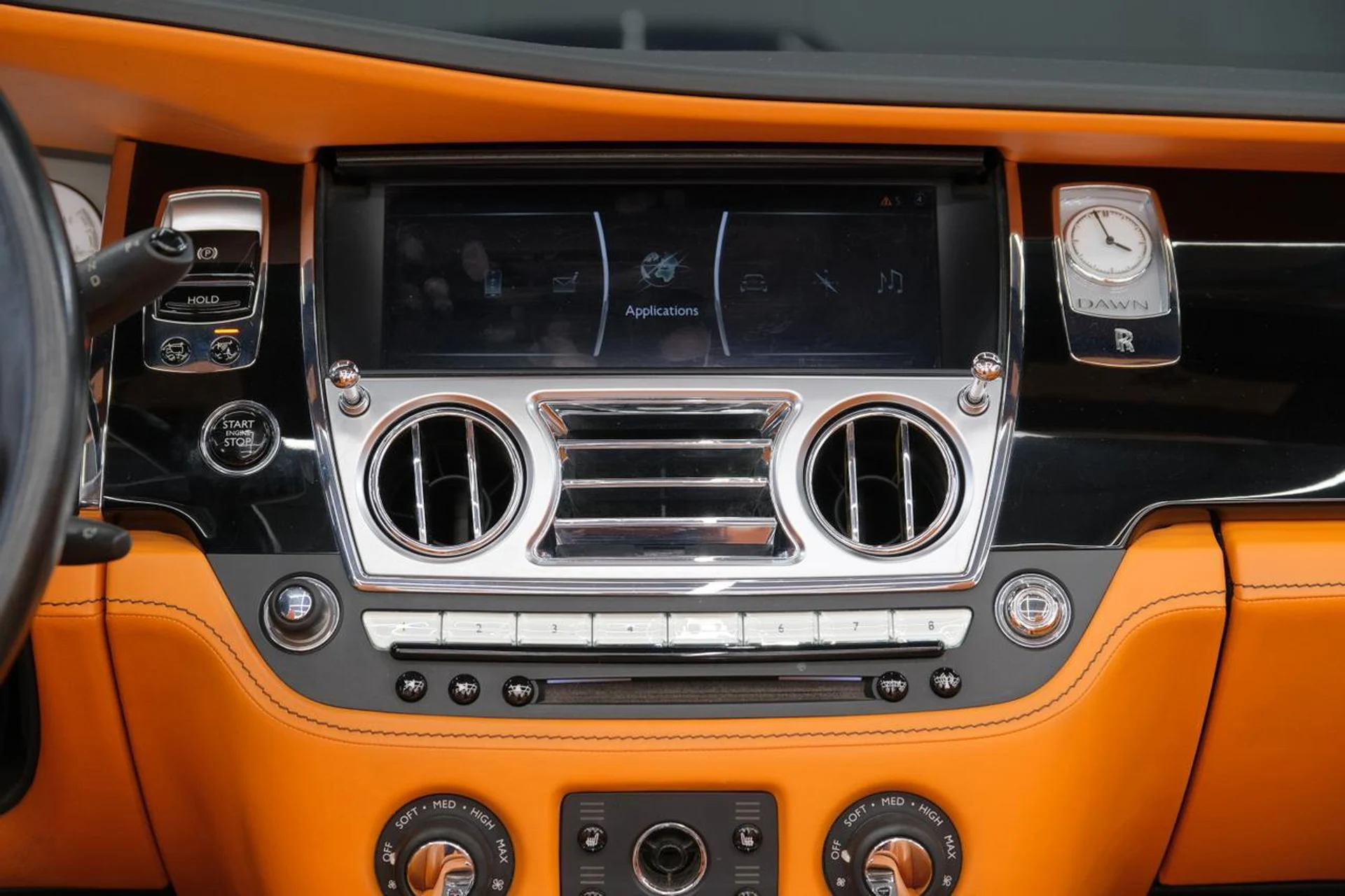 mph036_629431169_c90b9e8a7190f6fe49c73397bfef387a_b858f207e7