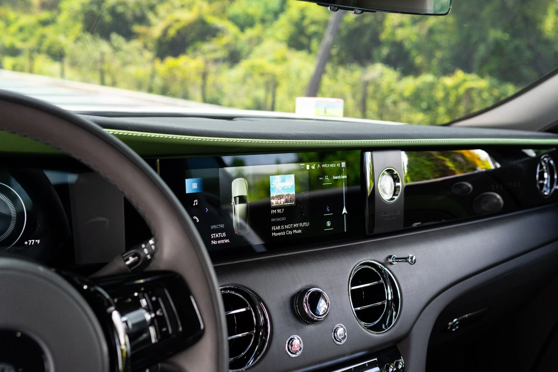 mph036_633208277_Used_2024_Rolls_Royce_Spectre_1775023108_591d275651