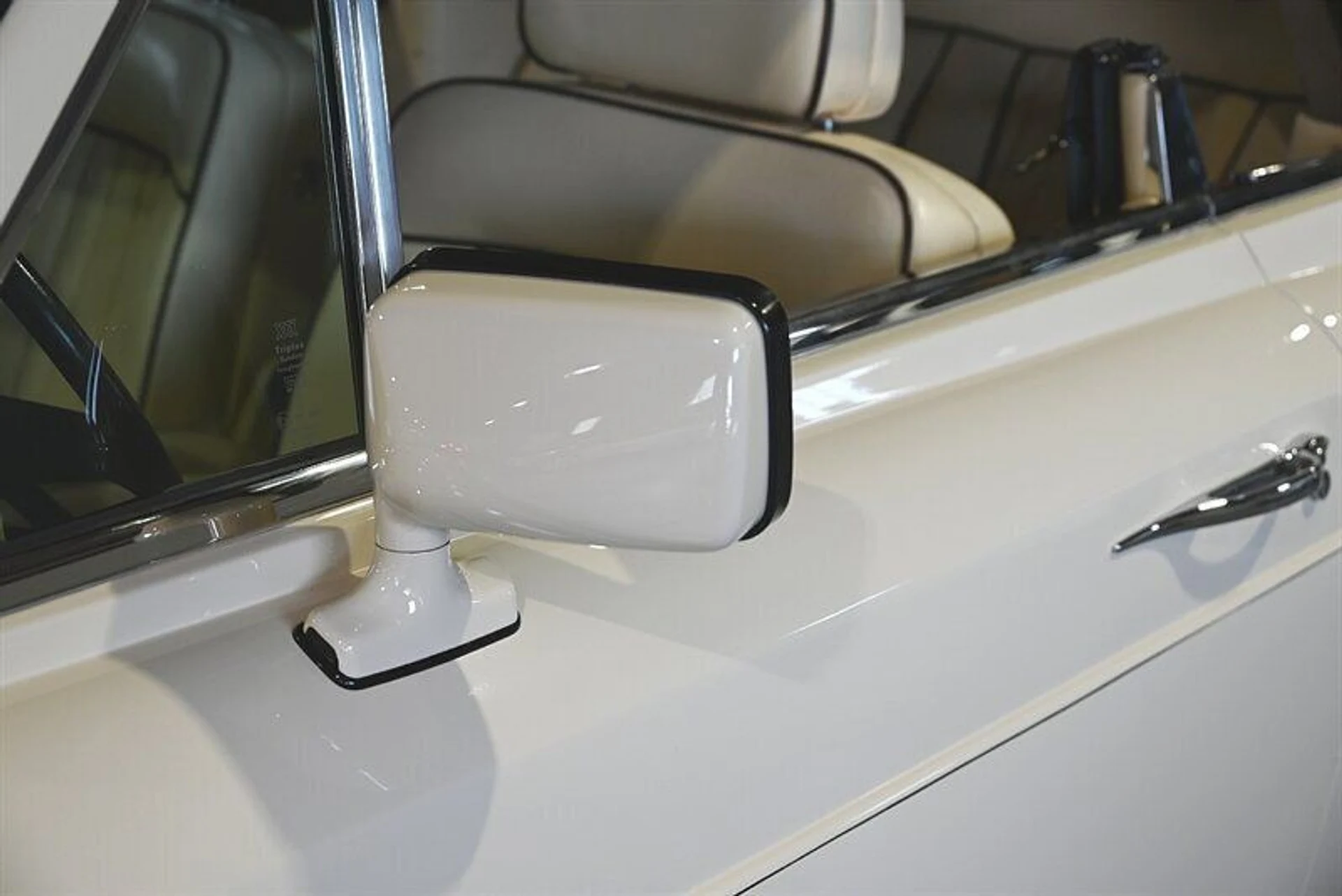 mph036_645454422_80aba26b1f_800_54d09f7c26