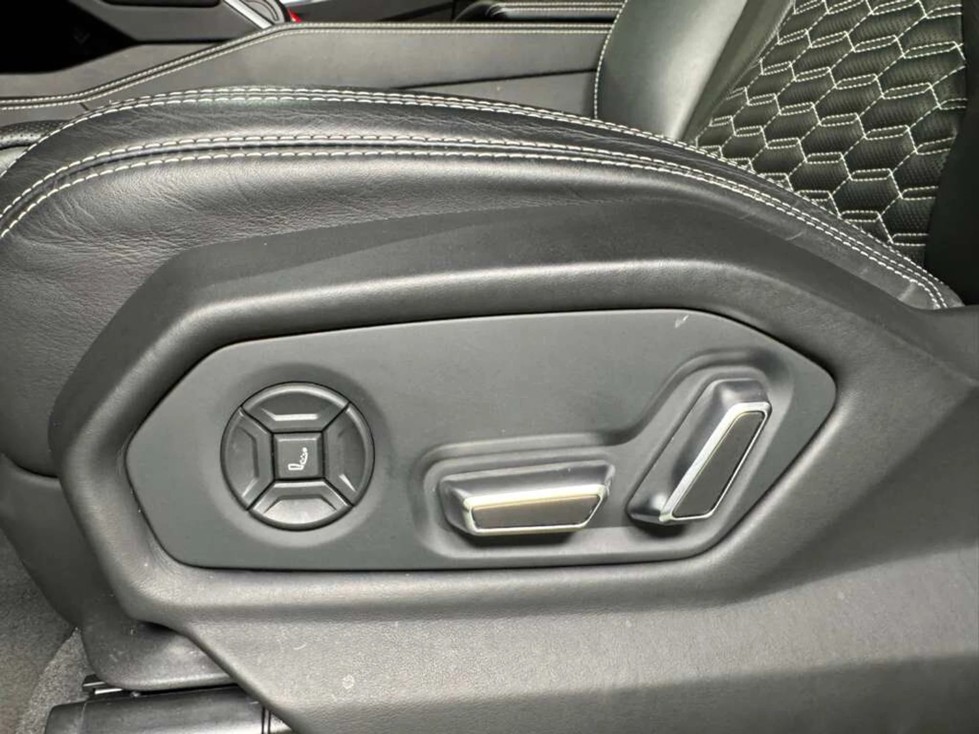 mph036_64842437_74466d3e7678c62f2becd6889f84c835_04a4596498