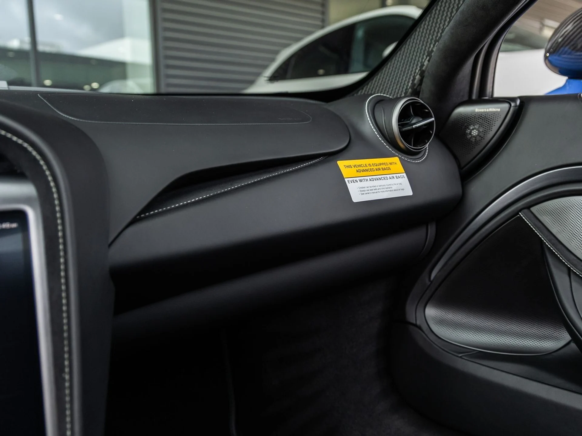 mph036_651650744_37_755fec8d06