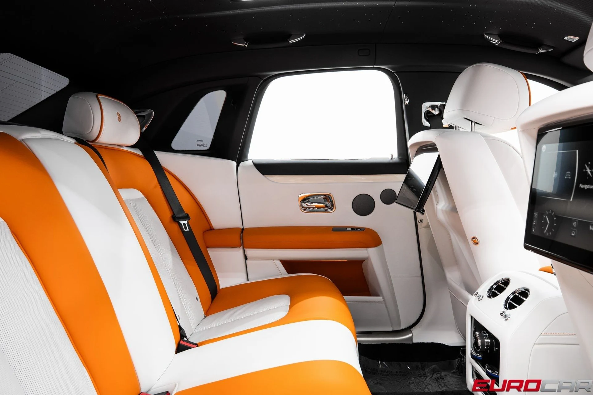 mph036_65772168_image_37_6396ee19b6