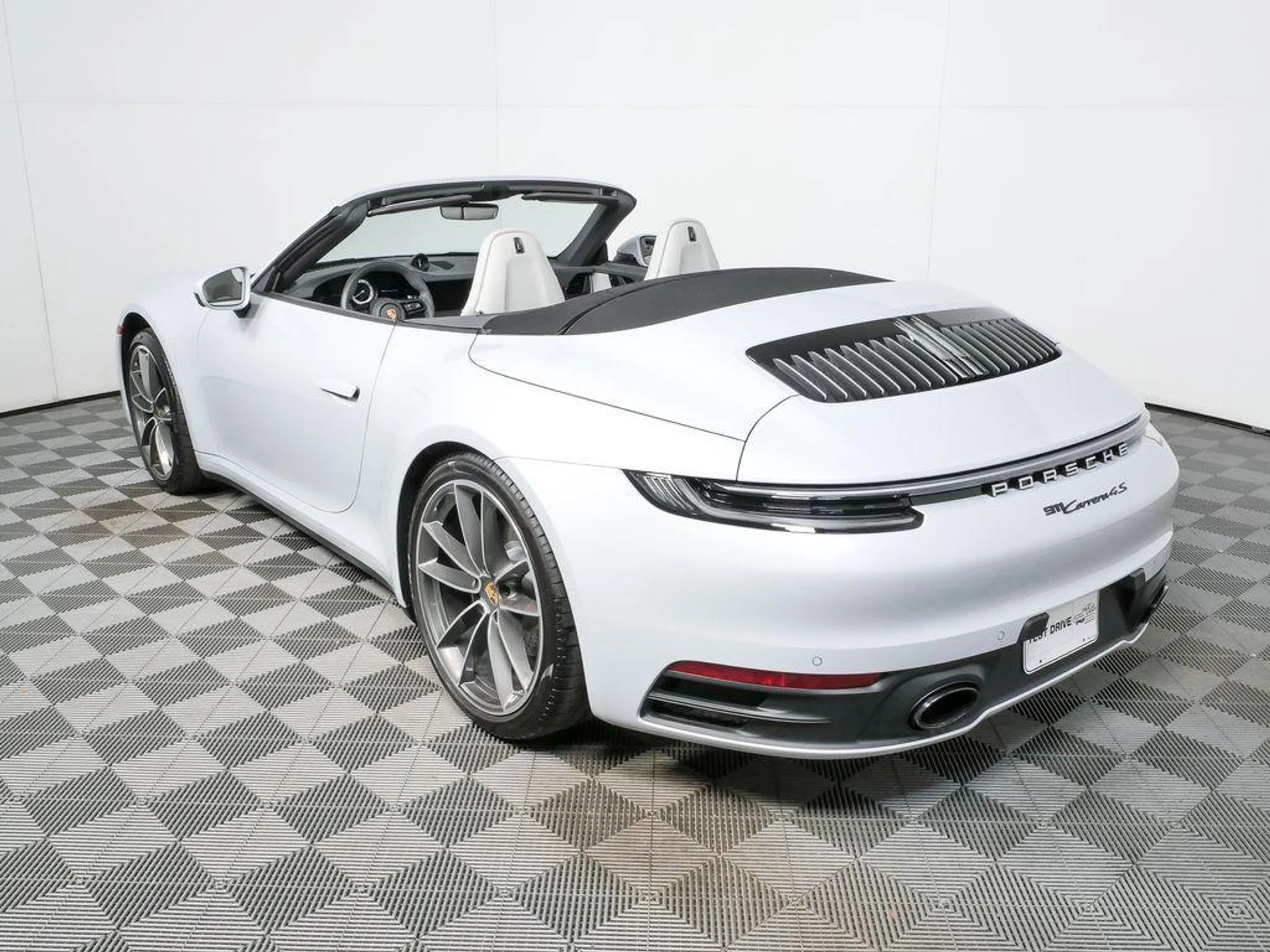 mph036_669353802_e_Dci_Xenu8fujo_Ke_Gb_Yr_Nd5i9_V7_M_57abd808f7