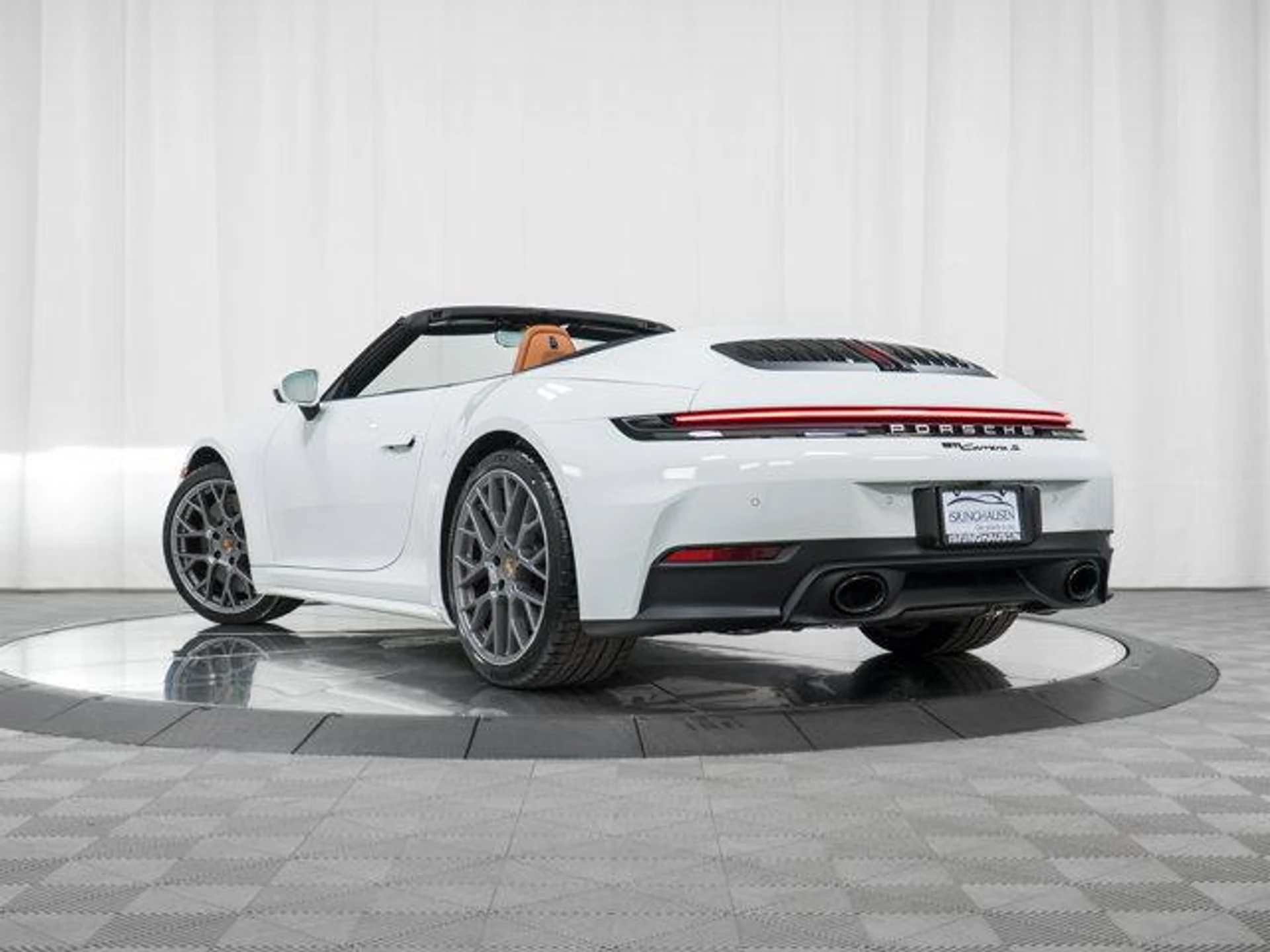 mph036_675138678_LW_9et_Hez_G_Mg_DJM_Oeqlm_F_Mp_A_Sxc0_785ad11ead