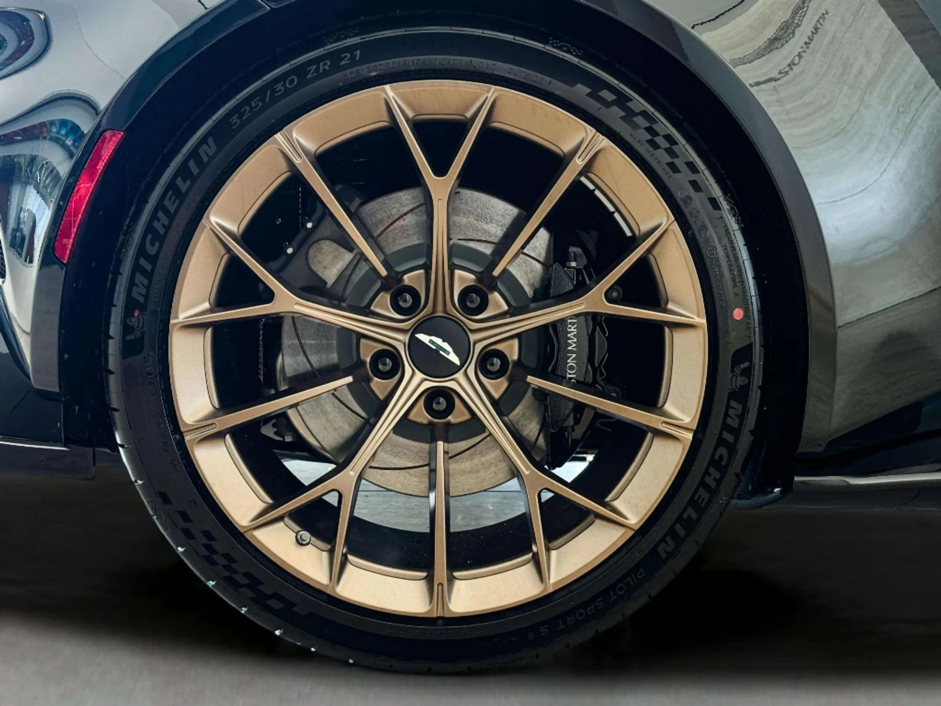 mph036_678109615_0712f7db_70be_48aa_9b2b_785d58034b09_31badf9b7c