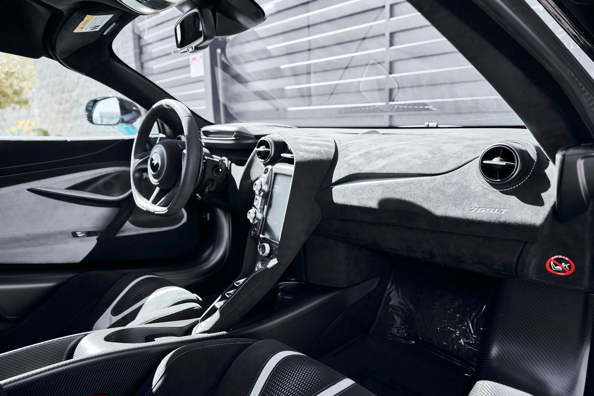 mph036_678326081_Used_2021_Mc_Laren_765_LT_Base_1772822804_a86e9bf46f