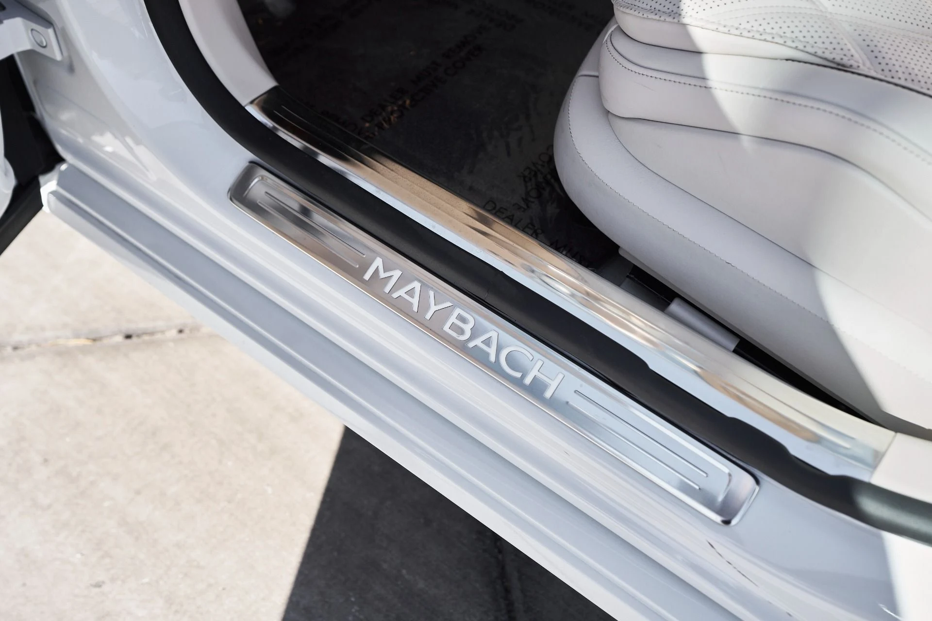 mph036_679788744_Used_2025_Mercedes_Benz_S_Class_Maybach_S_680_1761611095_c1275ad970