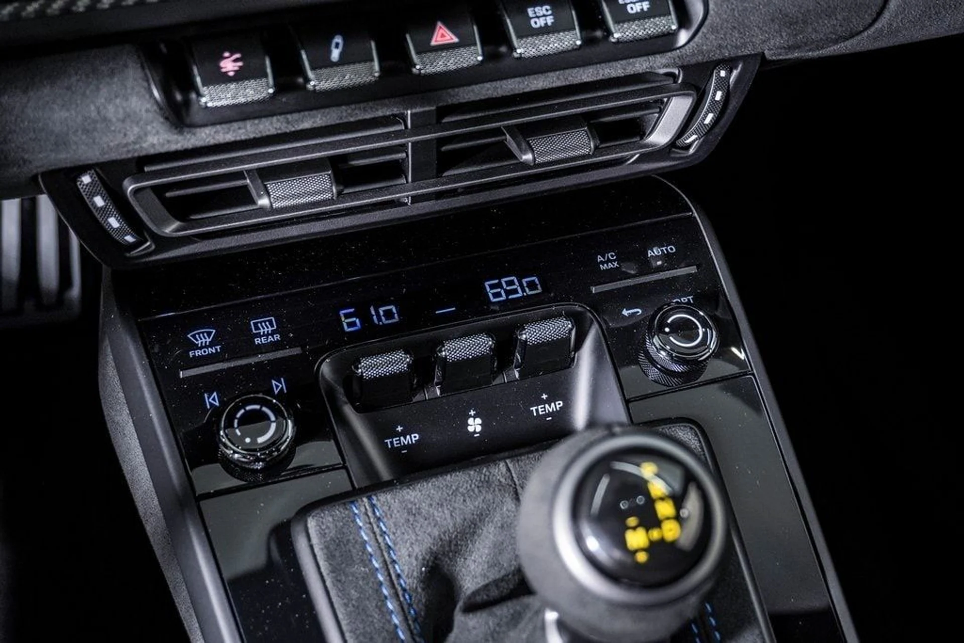 mph036_690339516_eae8e929e6766a30f2166baedb4207bex_9649ee6077