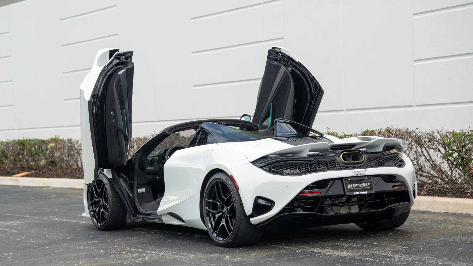 mph036_700621351_Used_2024_Mc_Laren_750_S_Spider_1753306254_c2fa707952
