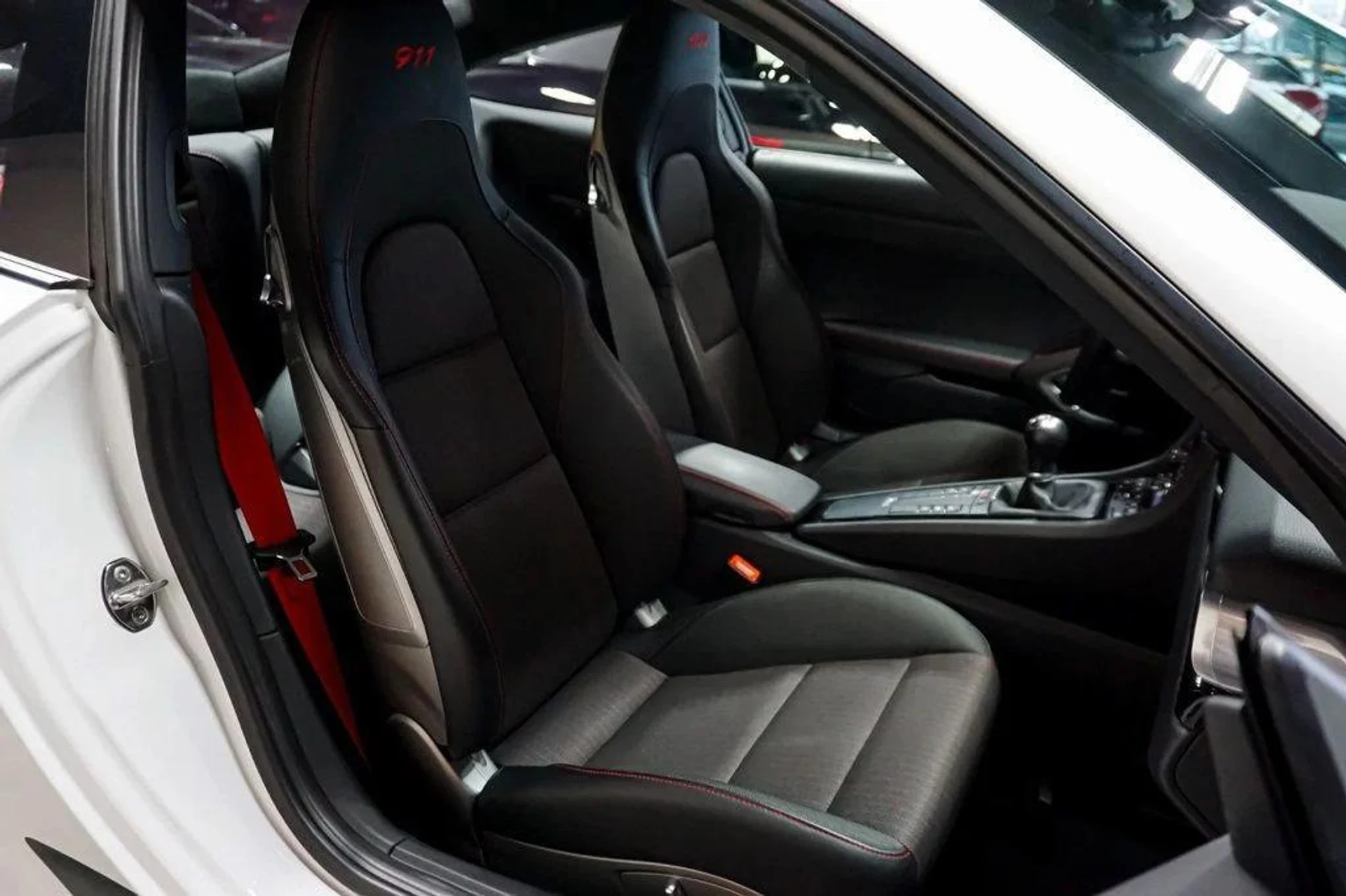 mph036_70482234_2_YI_Do1cn7_I0_Su3o_Zkvmycoo_c_Bw_5336cf00ca