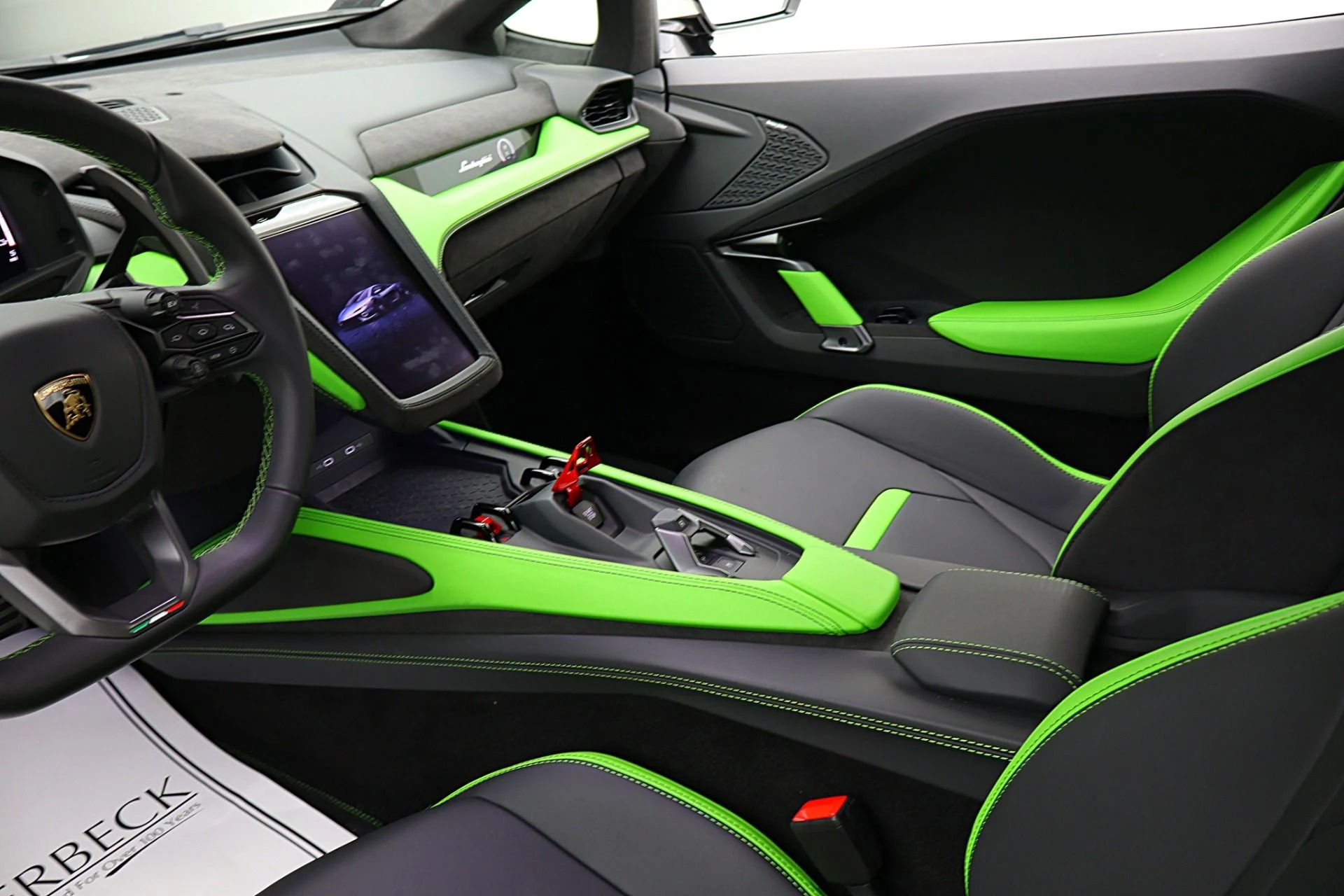 mph036_707095625_Used_2026_Lamborghini_Temerario_LEASE_OPTIONS_AVAILABLE_7d5f459a3e