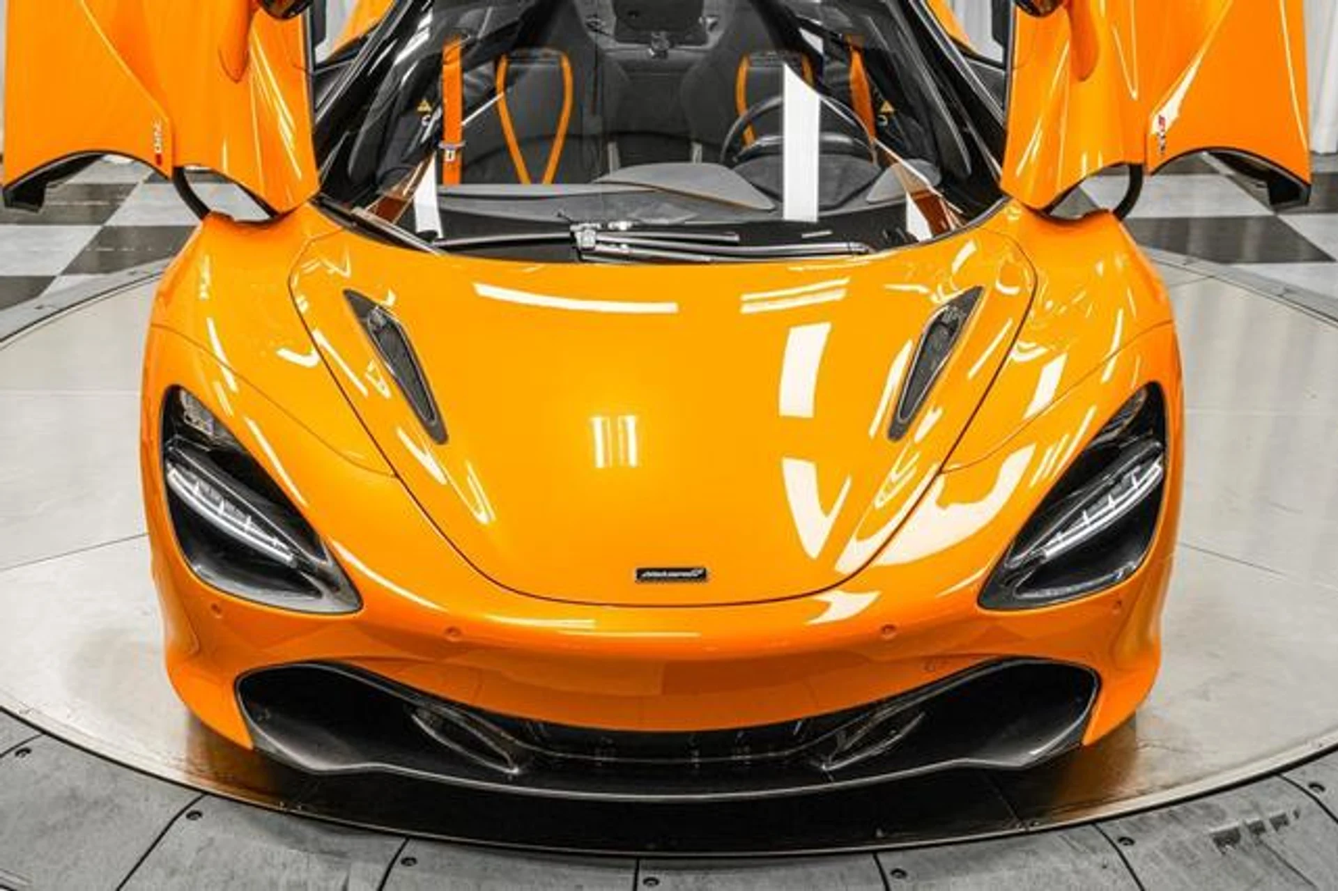 mph036_707562430_b_UM_Gluuyq_Rpxq_W_Iy_DM_2e55e2_HI_0102b1d66f