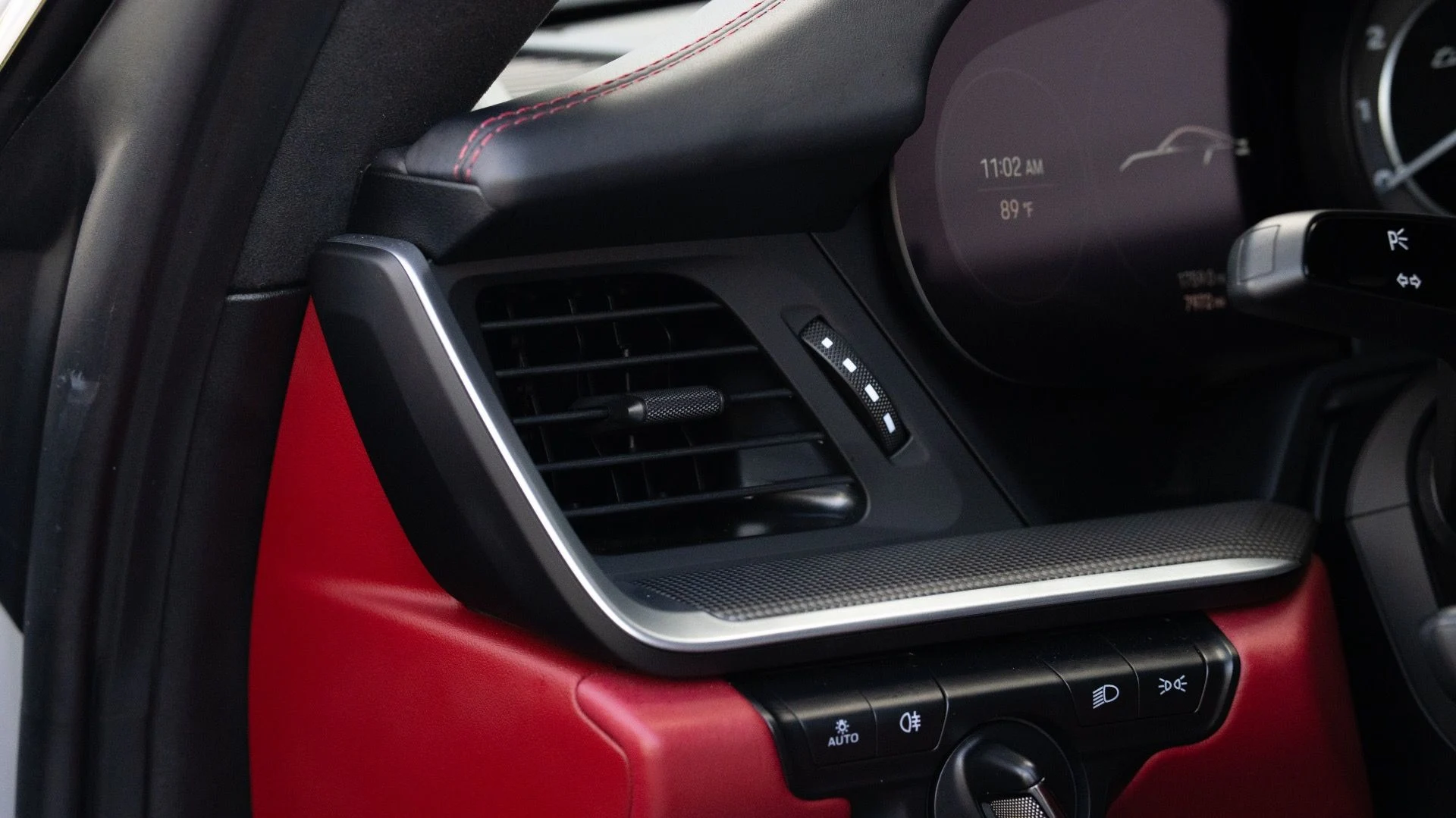 mph036_708942349_Used_2022_Porsche_911_Turbo_S_1753978712_10e7e8a6ca