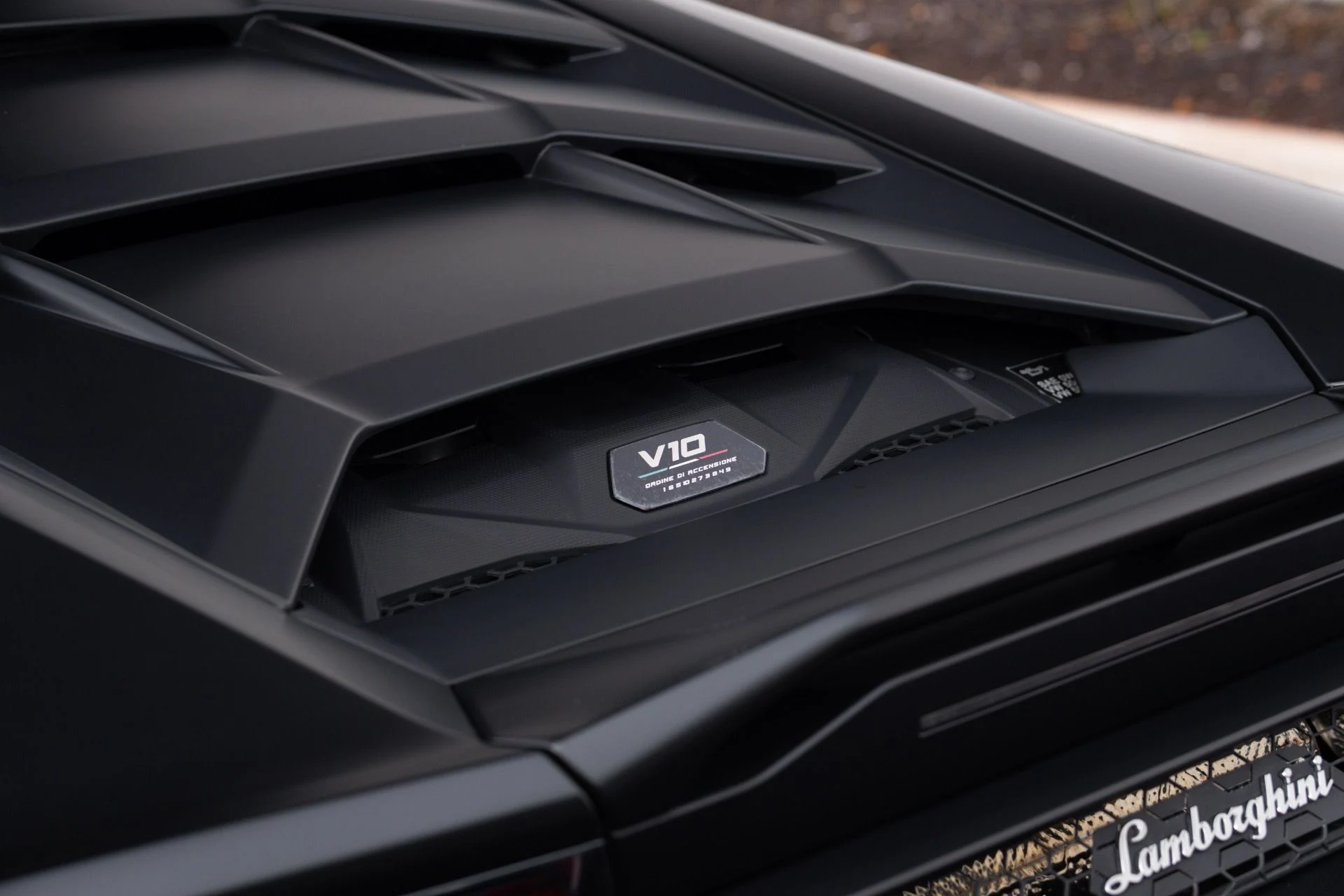 mph036_714173341_Used_2024_Lamborghini_Huracan_Sterrato_1775279109_4aadedf221