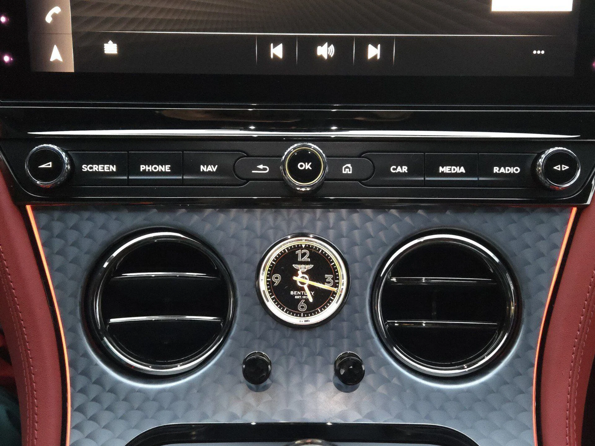 mph036_718362231_39ca5093f1f8d474a46a80c2221f2cc5x_64c8be0339