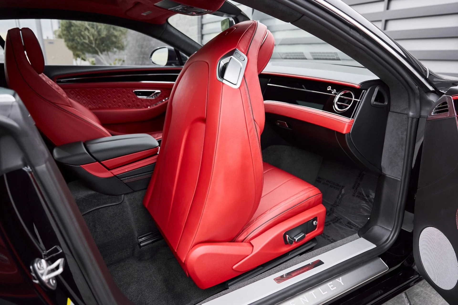 mph036_720498047_Used_2022_Bentley_Continental_GT_V8_1766784186_15de8d7ef0