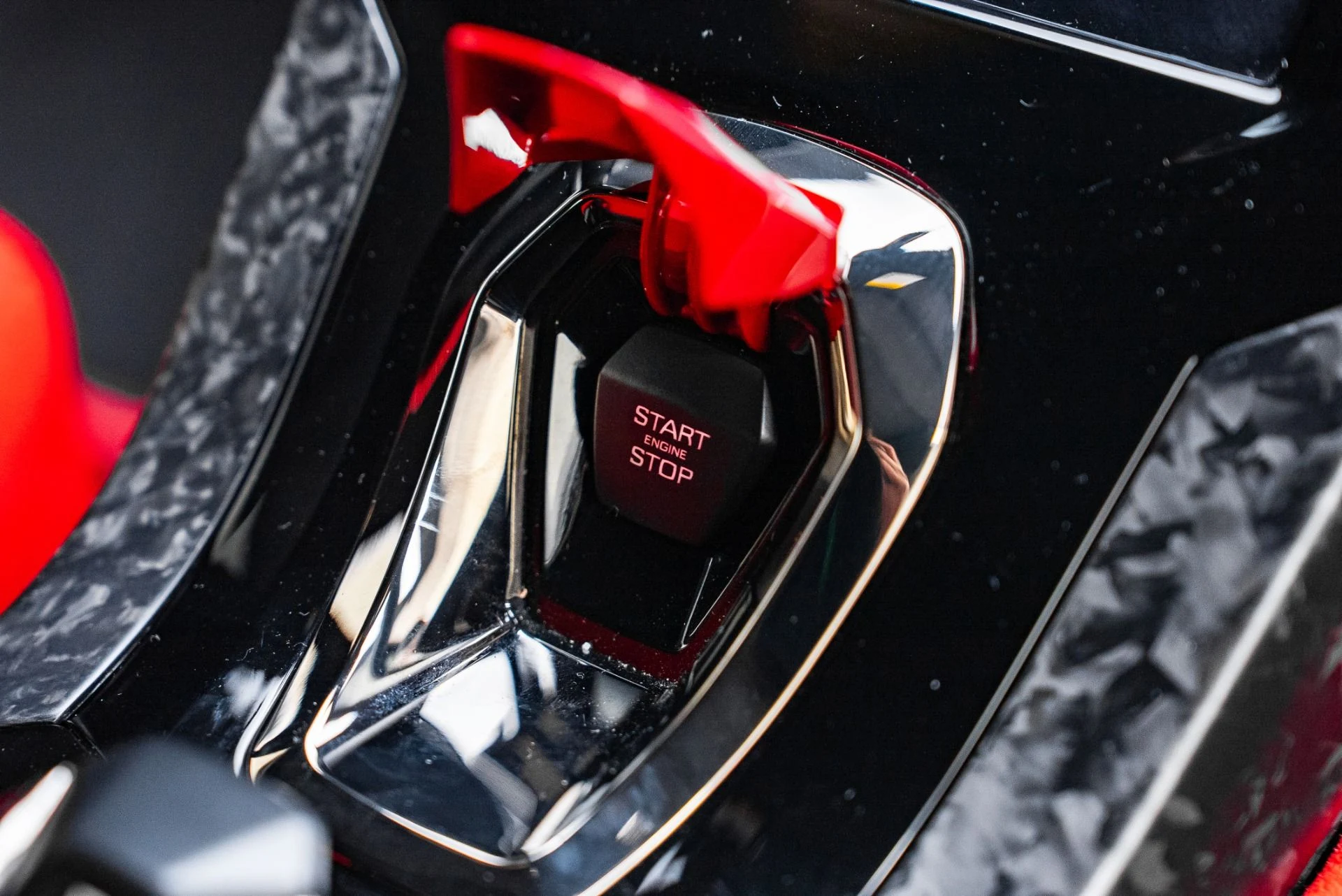 mph036_724106955_Used_2020_Lamborghini_Huracan_EVO_1766089709_dd5c945845