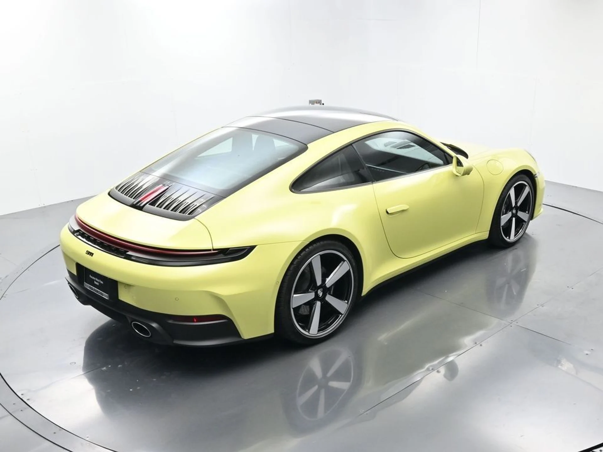 mph036_73218040_f8544e4262babac0258cd964065fecd4_69966843a6