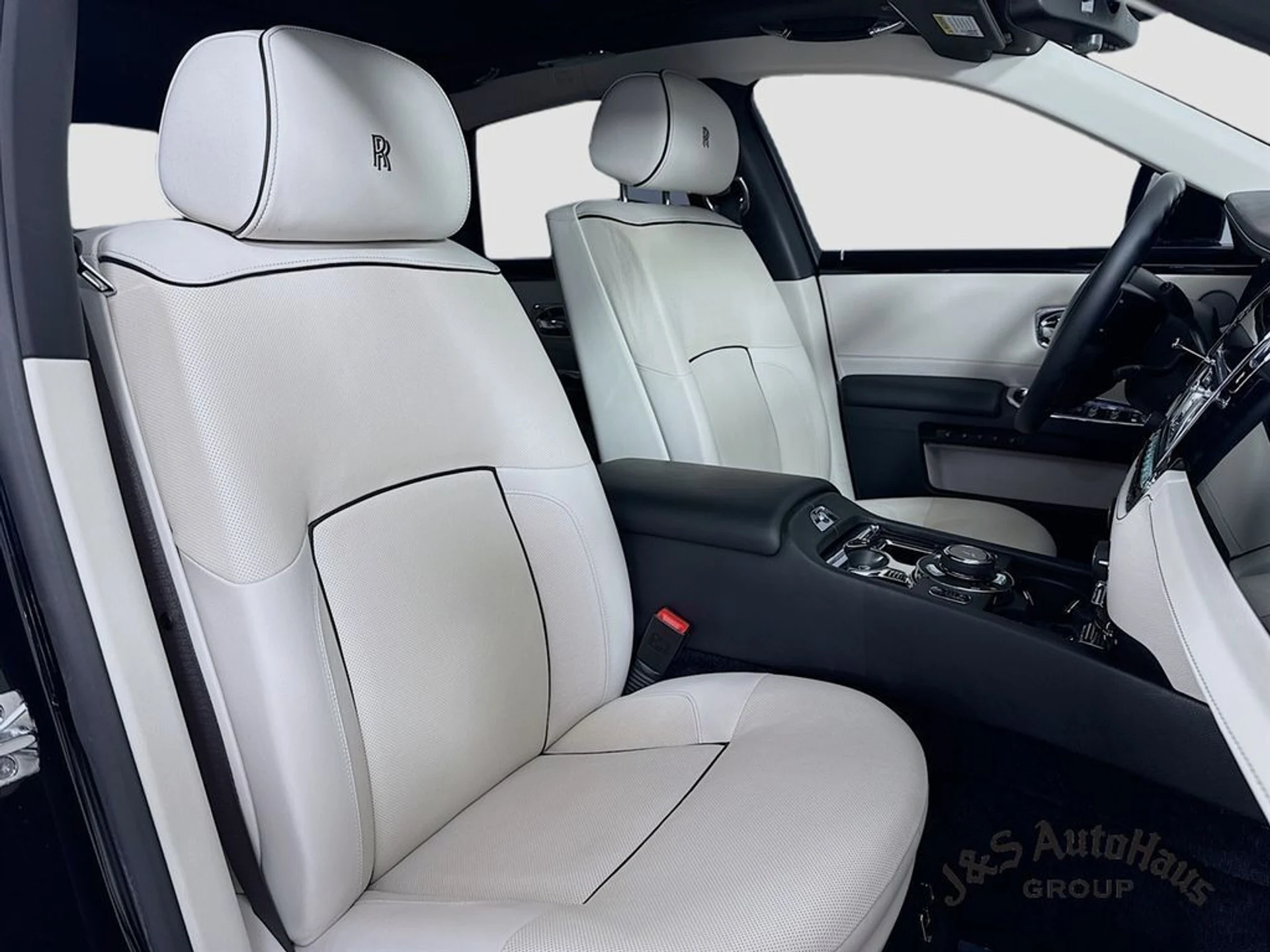 mph036_734702518_i2hl2bx60jqo7nr6wf7zbg9iit1x_67df0888fe