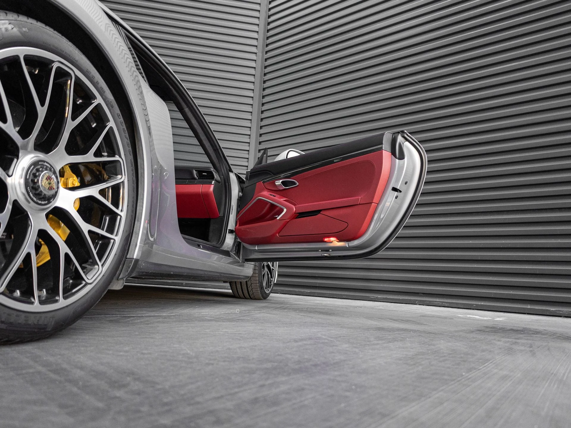 mph036_741734801_37_d9f5c2e492