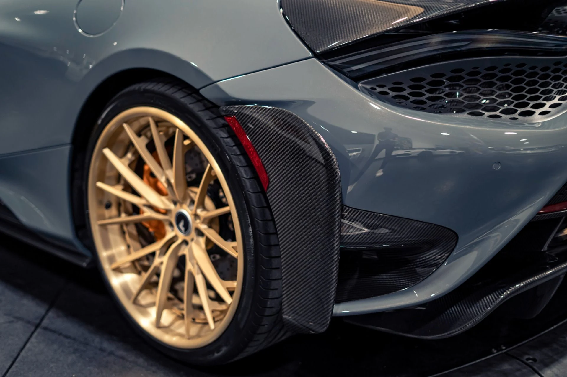 mph036_742586373_Used_2021_Mc_Laren_765_LT_MSO_Spec_in_Chicane_Grey_w_Roof_Scoop_530_K_MSRP_1778865851_d1e82b7670