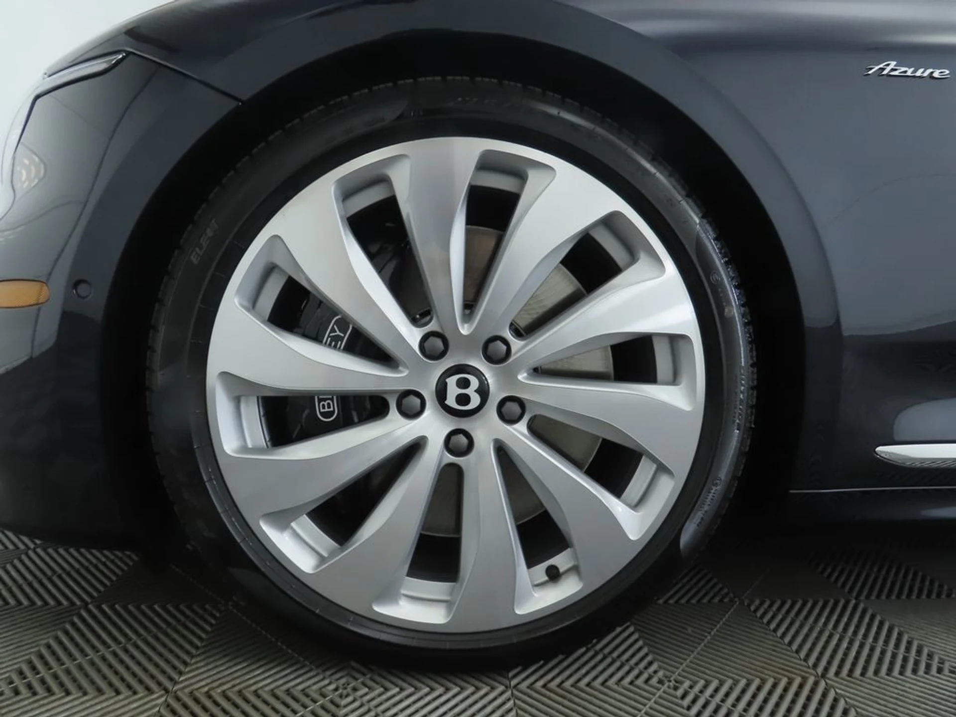 mph036_747557932_new_2026_bentley_continental_gtc_8119_22946843_37_1024_c4ee641438