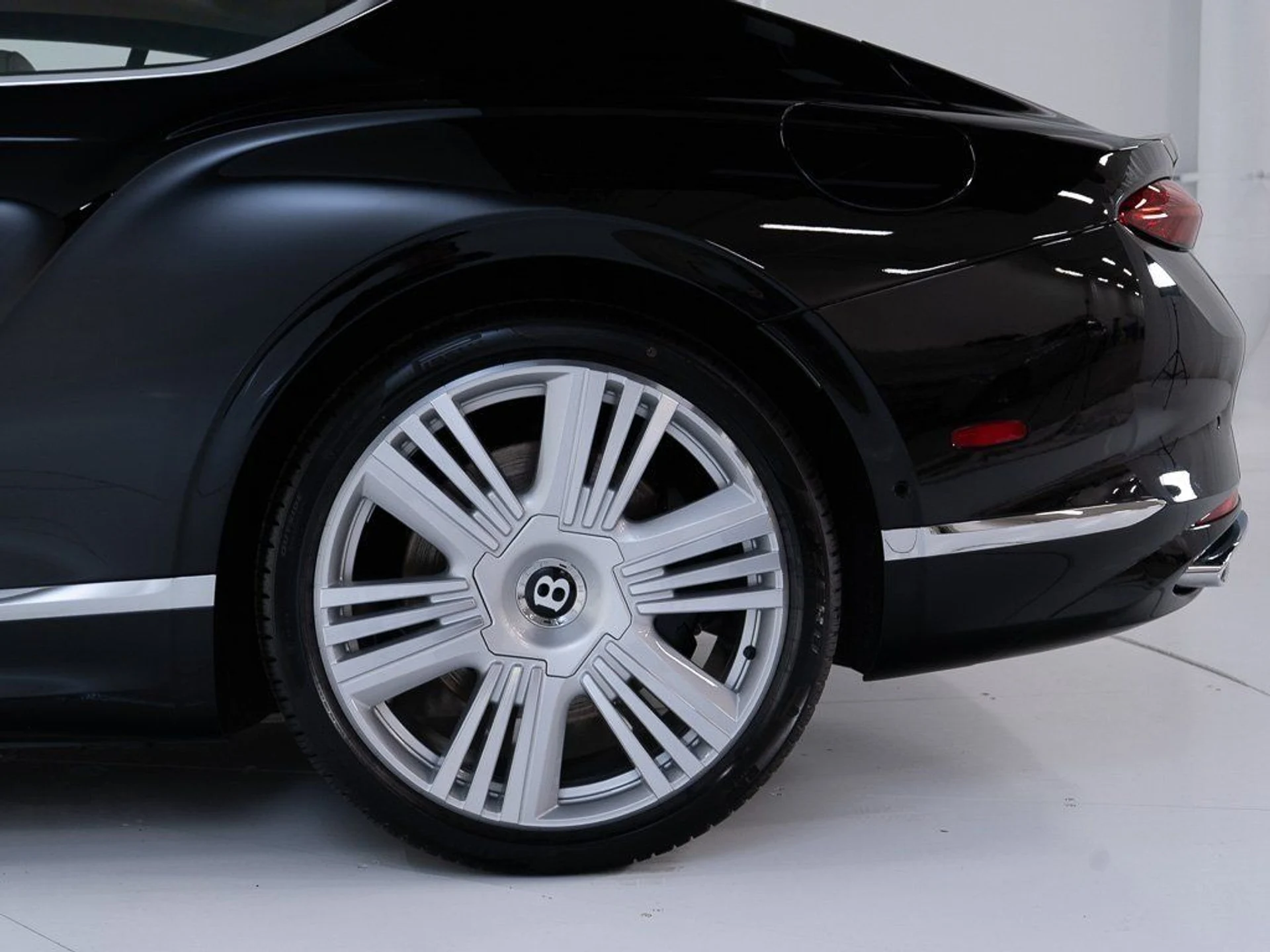 mph036_763820800_154db38a715ca949cbec2f46a9d9cb39_46a183a90a