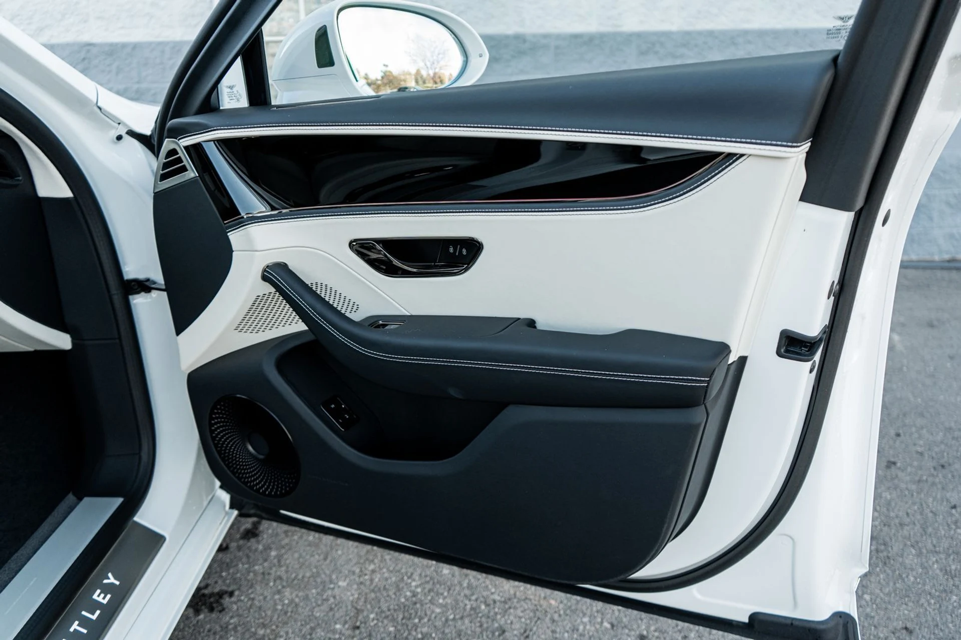 mph036_764508301_c0655fdd_f4fd_4d06_aa03_86c007c7ba98_5286e545ce