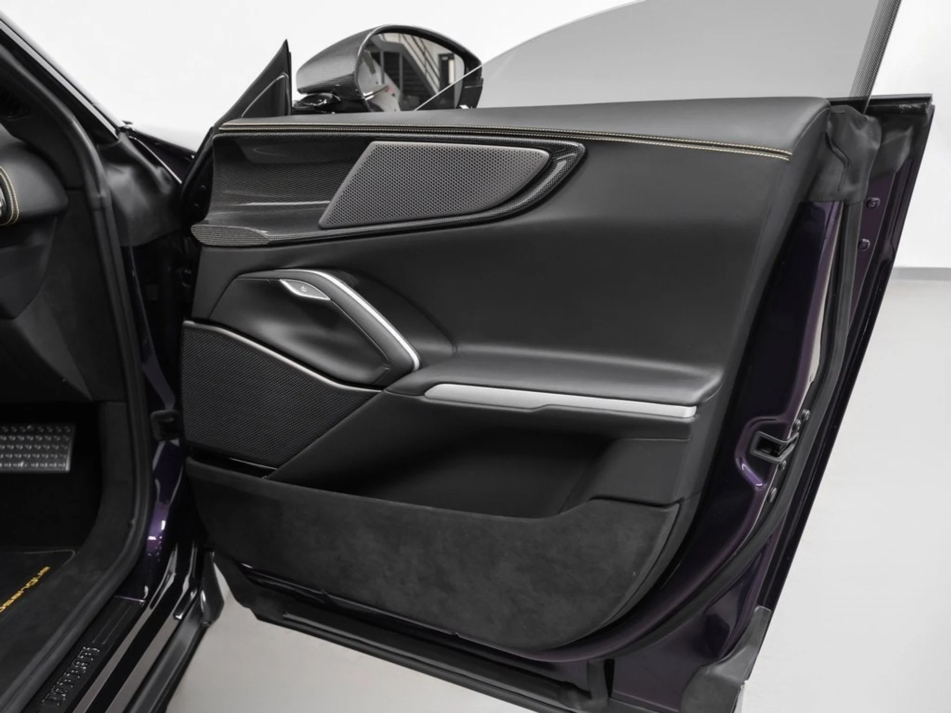 mph036_767057655_37_c58190591d