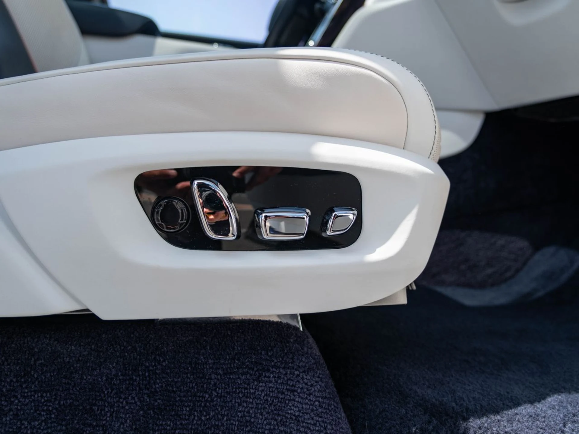 mph036_775488052_02dbfd23b923b69cf1369c3b572fbf86x_9906c69daf