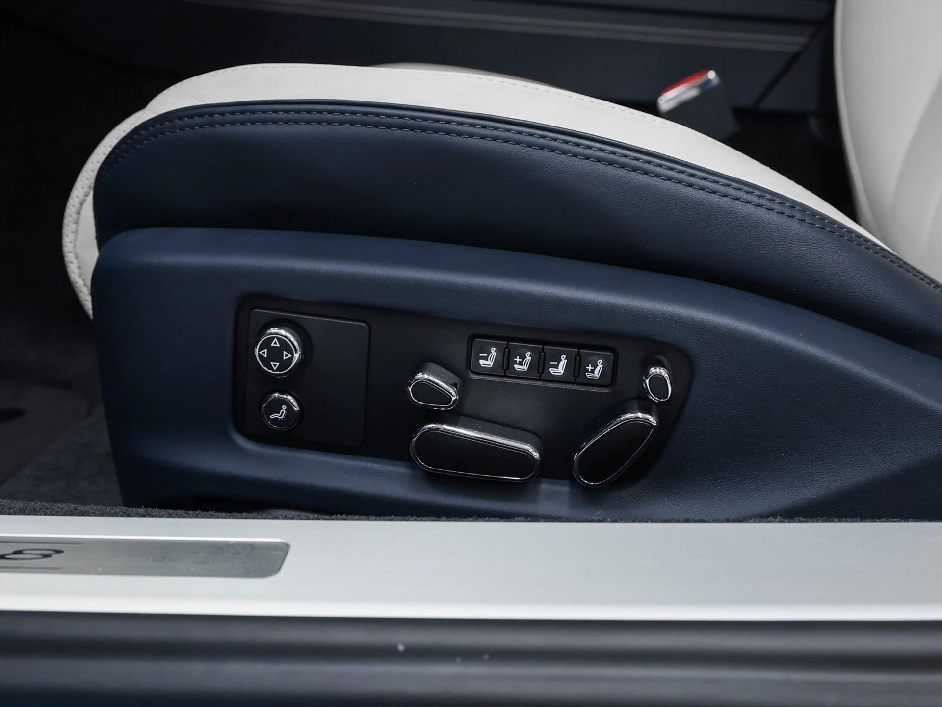 mph036_779945875_37_66f725c9cf