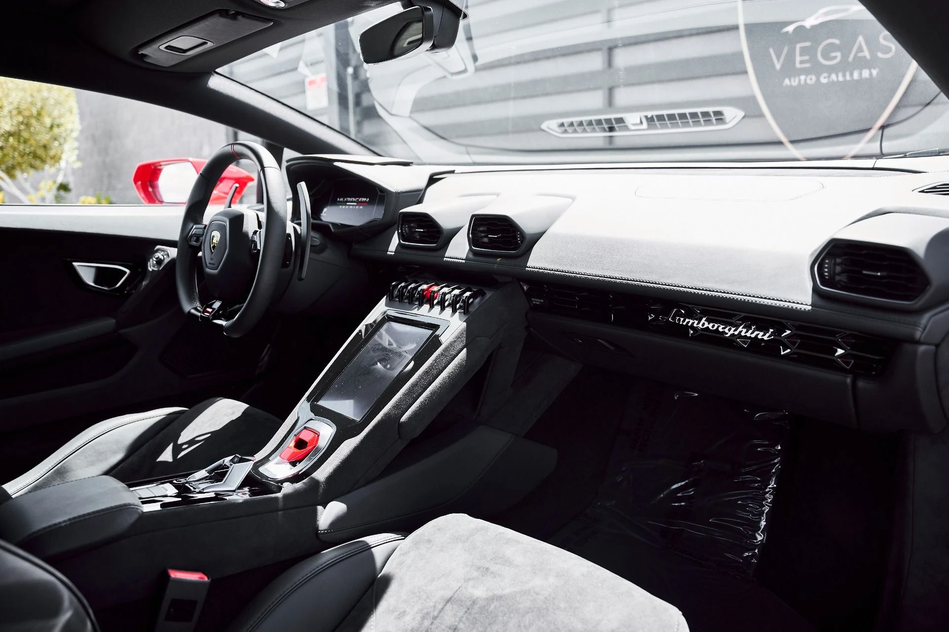 mph036_789730943_Used_2023_Lamborghini_Huracan_Tecnica_1780102882_f79c0f7a26