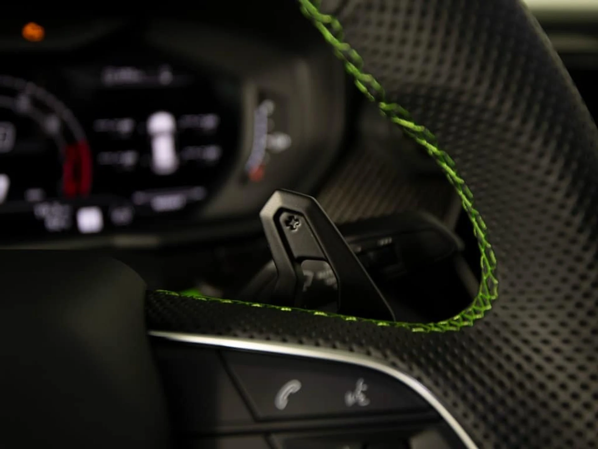 mph036_792328774_5d772512e96512ccce783e06c8602704x_0f93083563